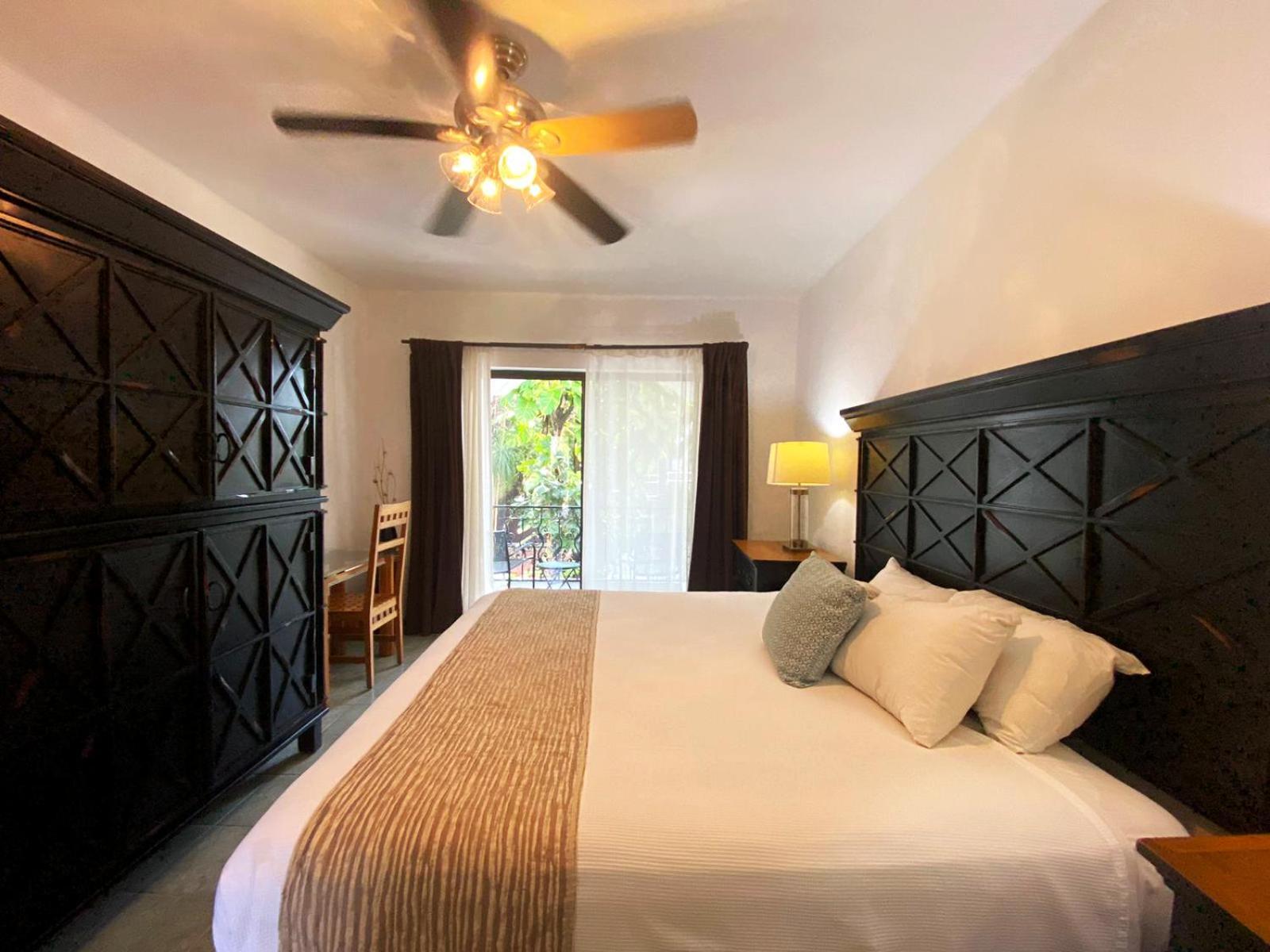 Hacienda Paradise Hotel Playa del Carmen