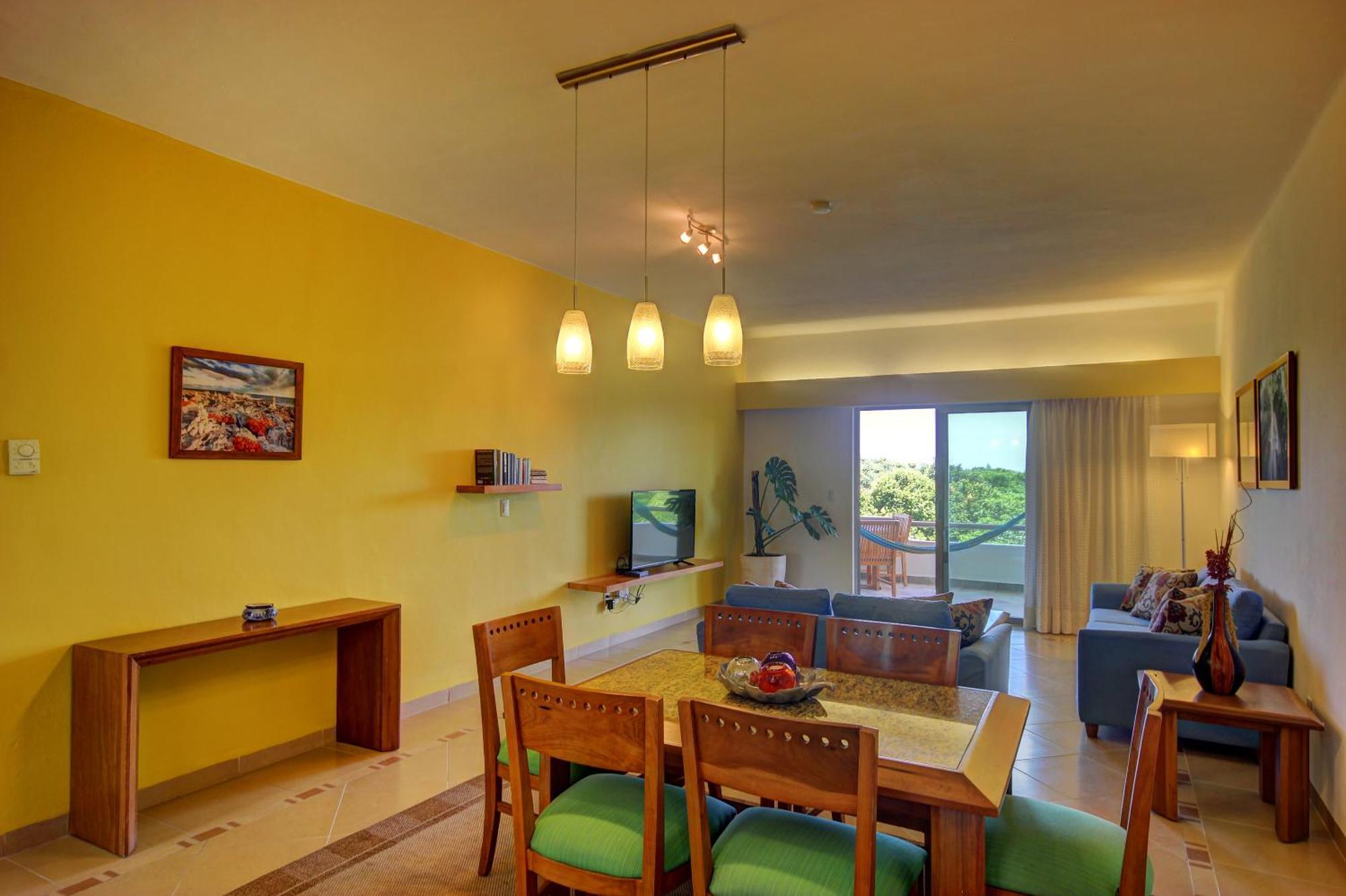 Riviera Maya Apartahotel
