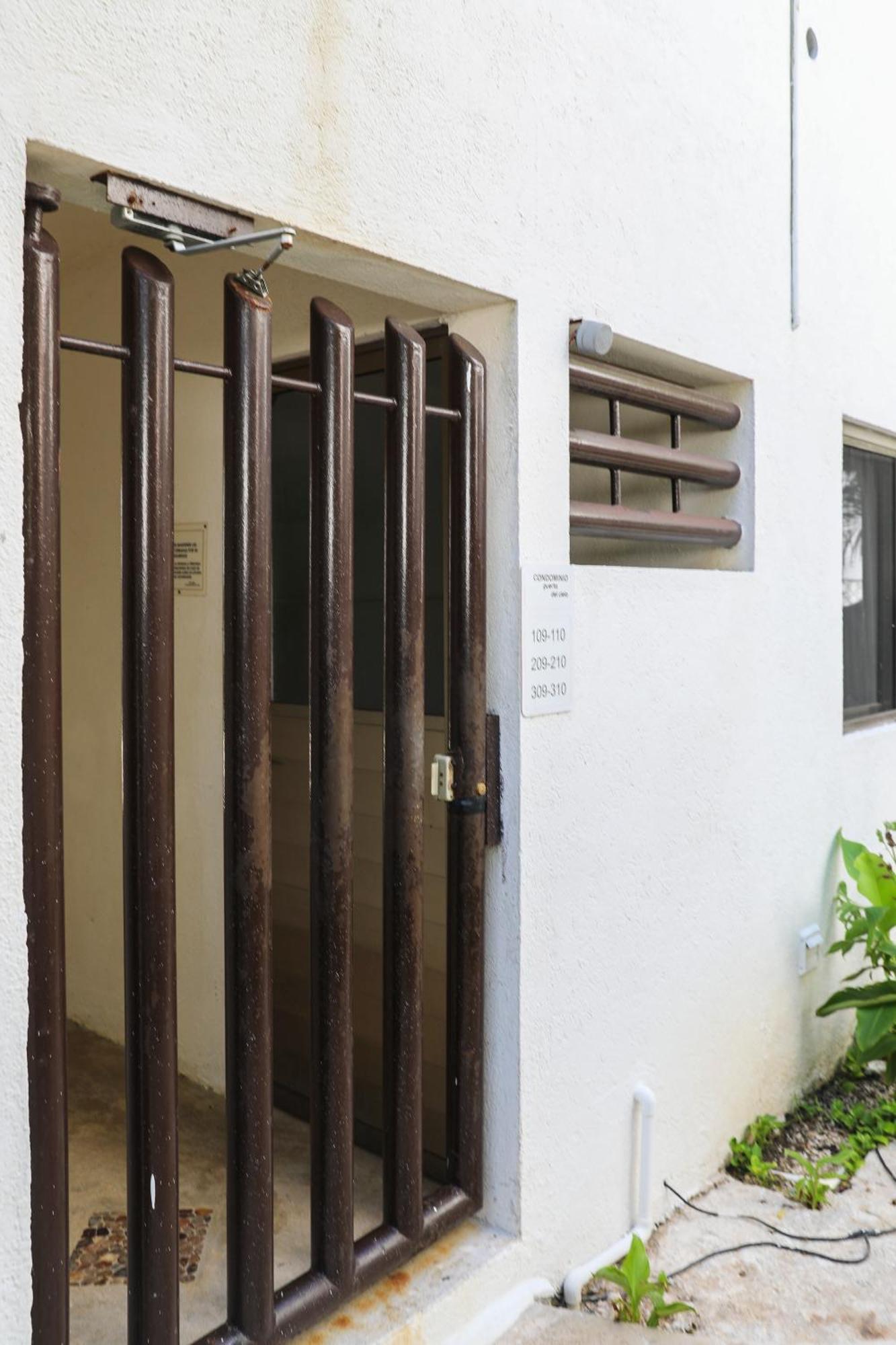 Apartment Full Equipped 2 Bdrm In Gated Community & Pool View *