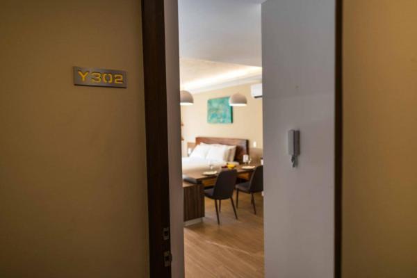 Apartment Yellow