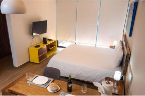 Apartment Yellow