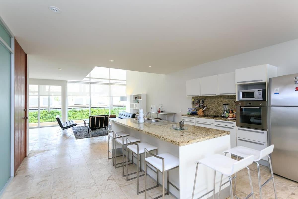 Magia Apartments, Resort-style, Prime Location With Ocean Views! Сasa de vacaciones *