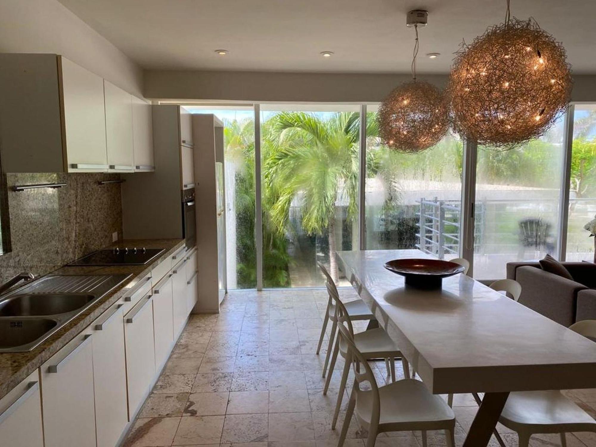 Magia Apartments, Resort-style, Prime Location With Ocean Views! Playa del Carmen