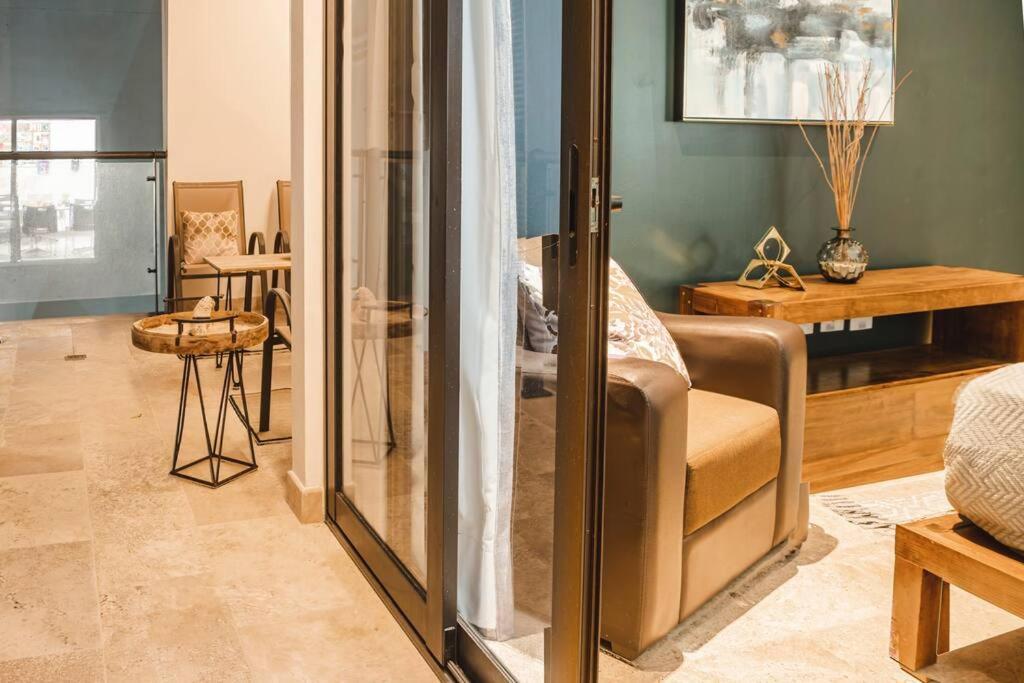 Chic 2br In Exclusive Building Căn hộ