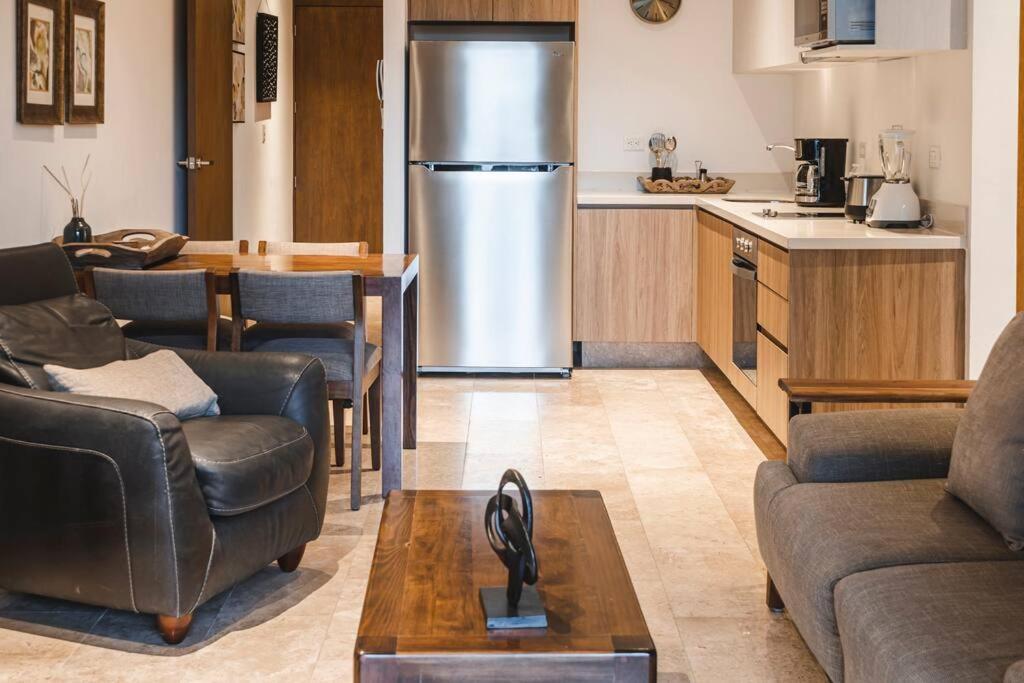 Căn hộ Chic 2br In Exclusive Building