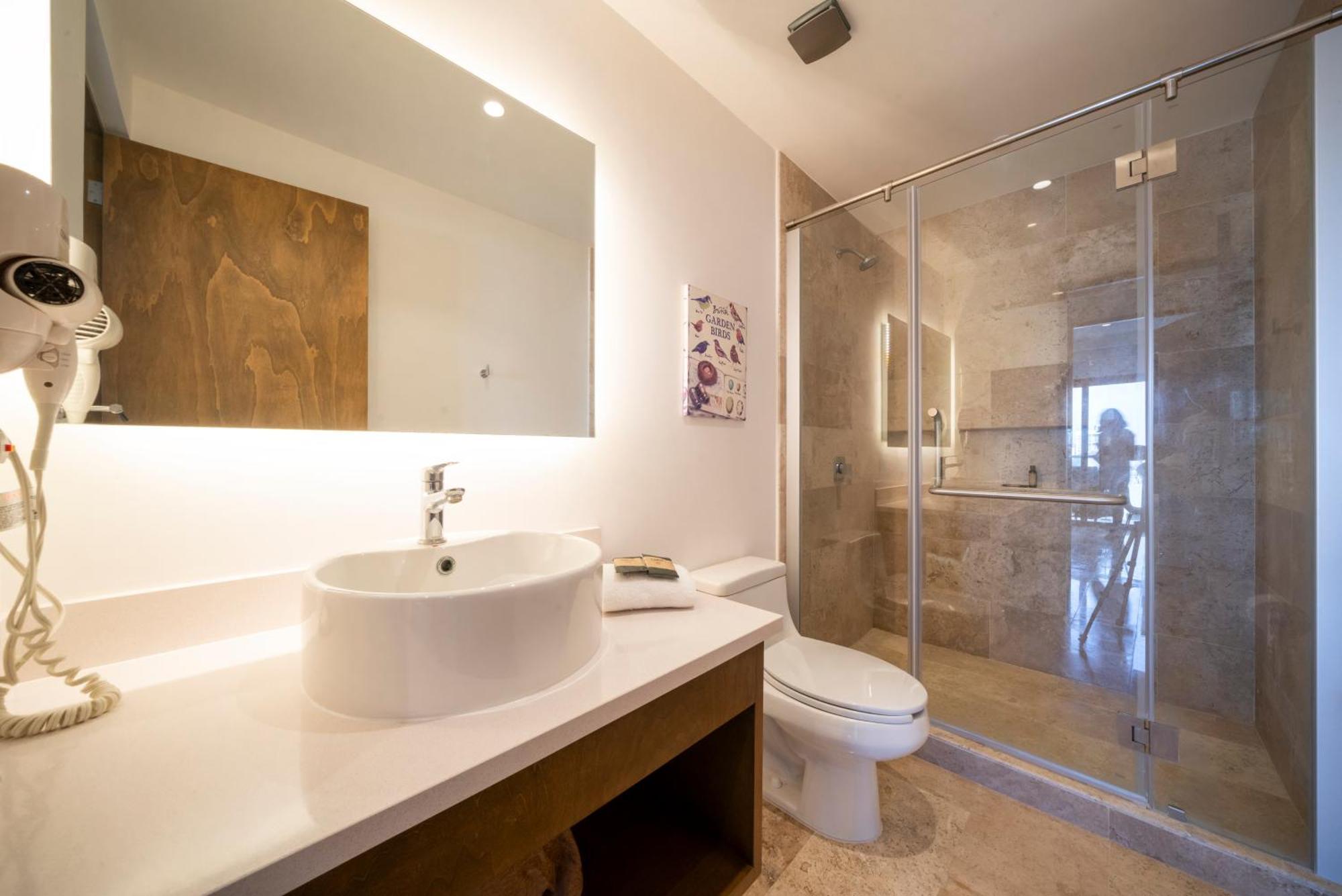 Serenada Aparthotel