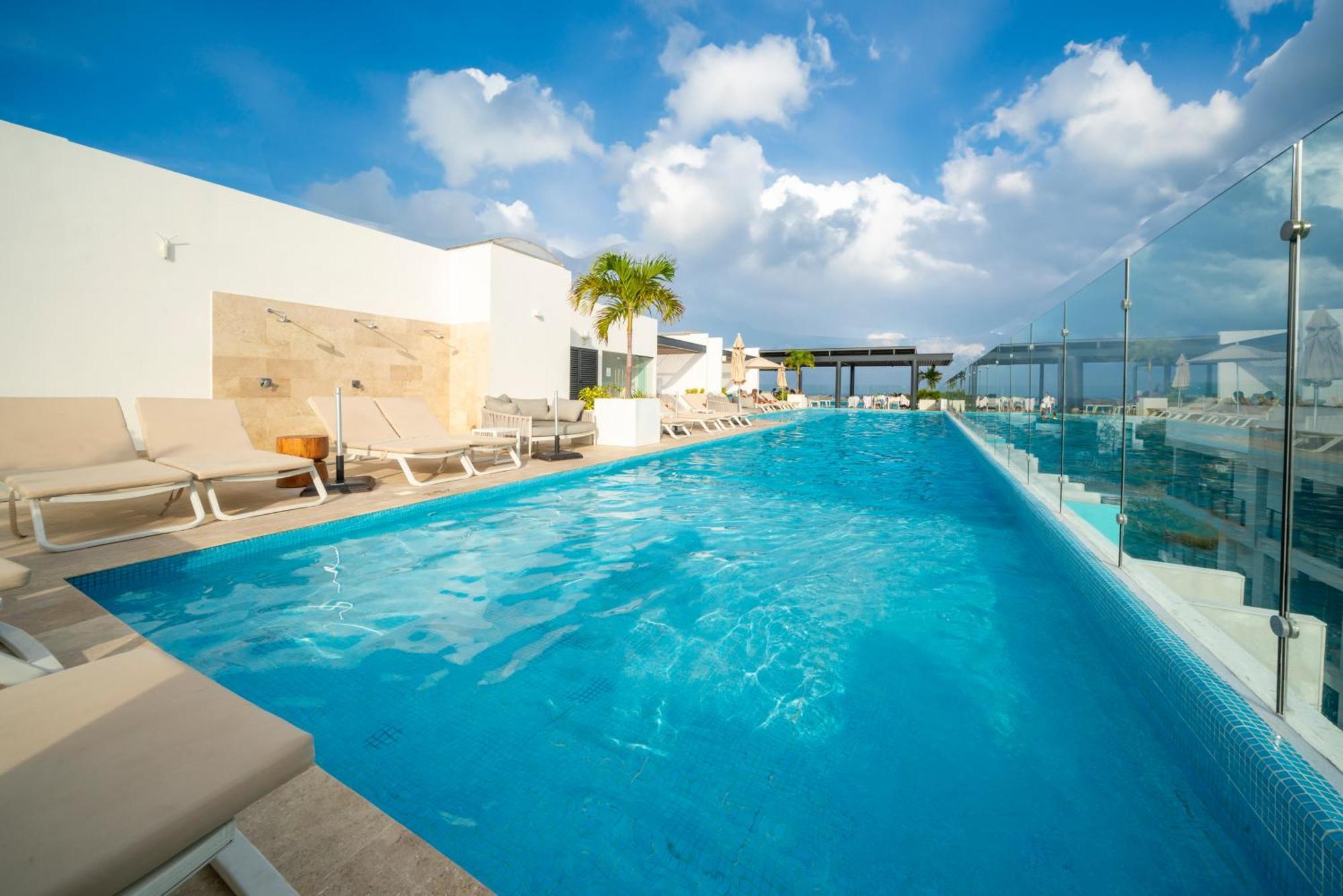 Serenada Aparthotel