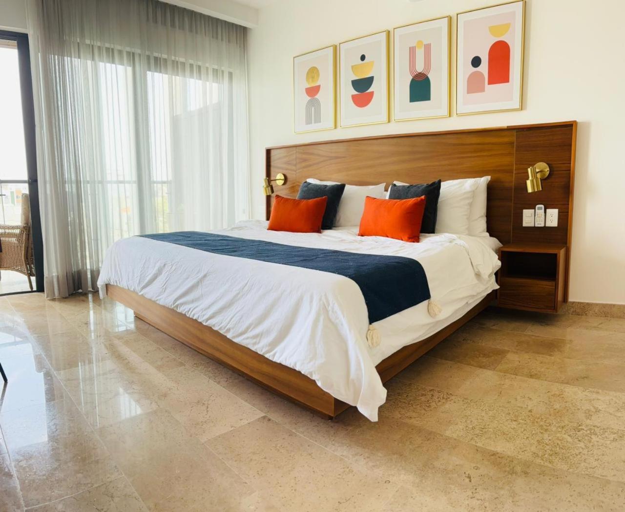 Serenada Aparthotel