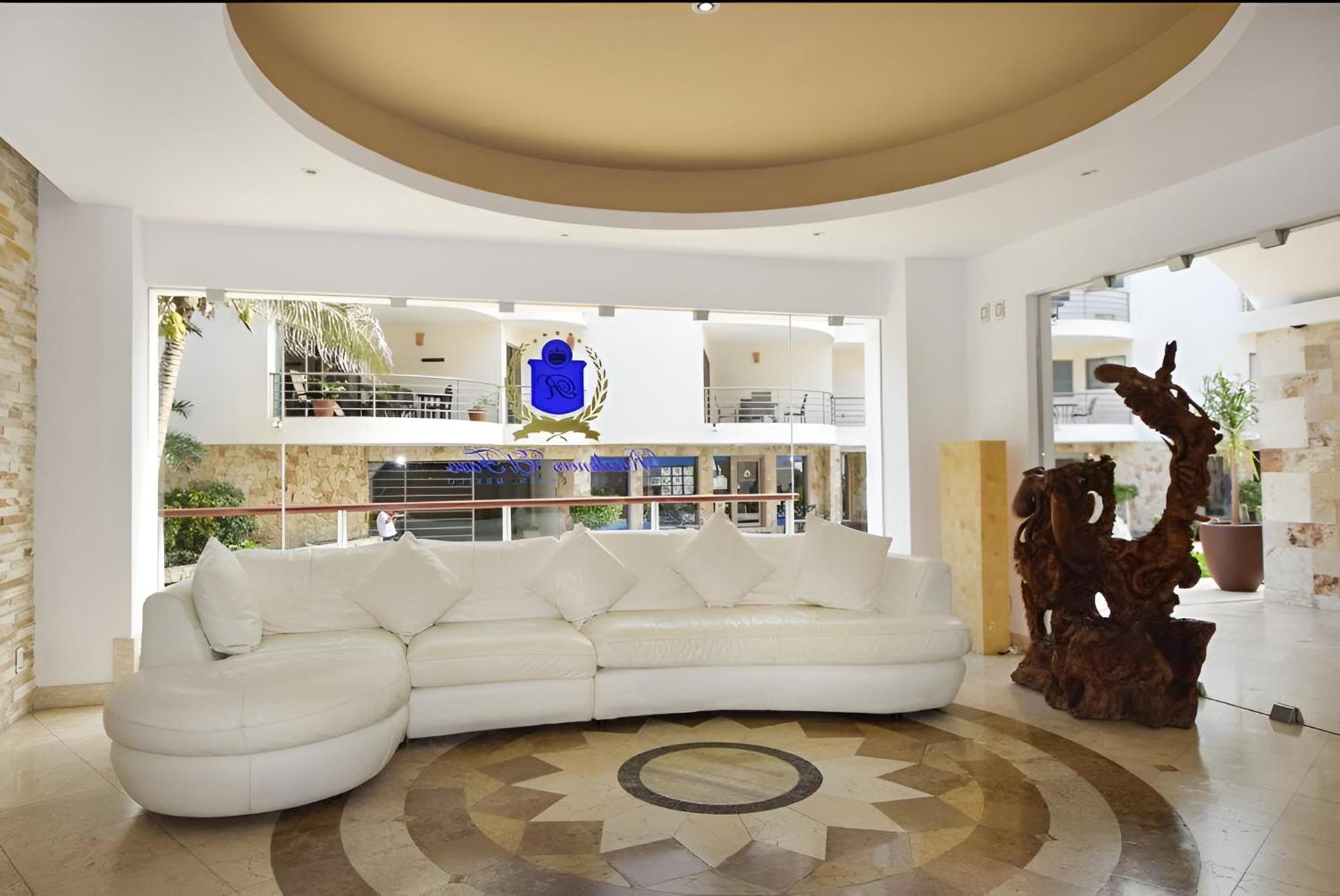 Apartment 205 C: Centrally Located Apto. With Ocean View Playa del Carmen