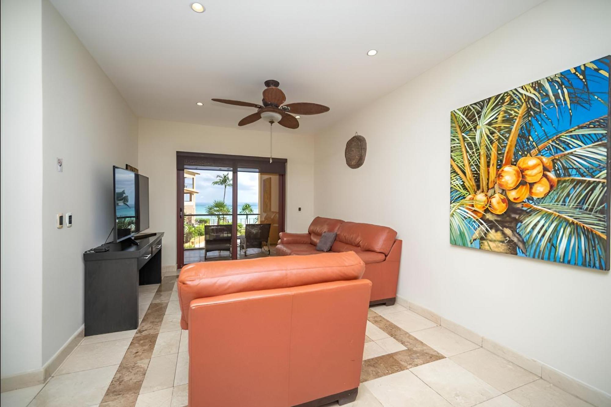 205 C: Centrally Located Apto. With Ocean View Căn hộ *