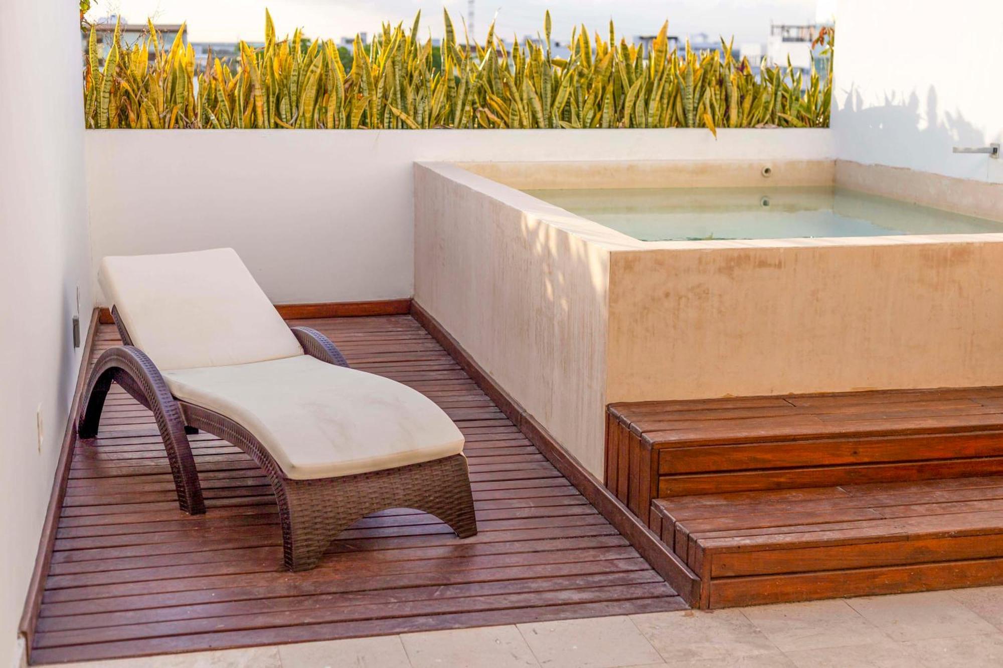Exclusive 5th Ave With Private Pool Apartment