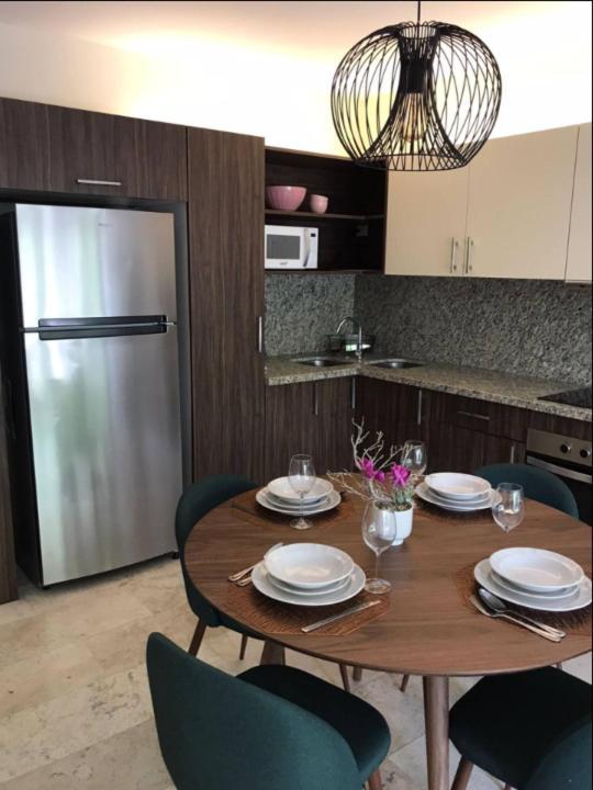 Stylish 1bd Gym Rooftop Pool Wifi 100mb Apartment Playa del Carmen