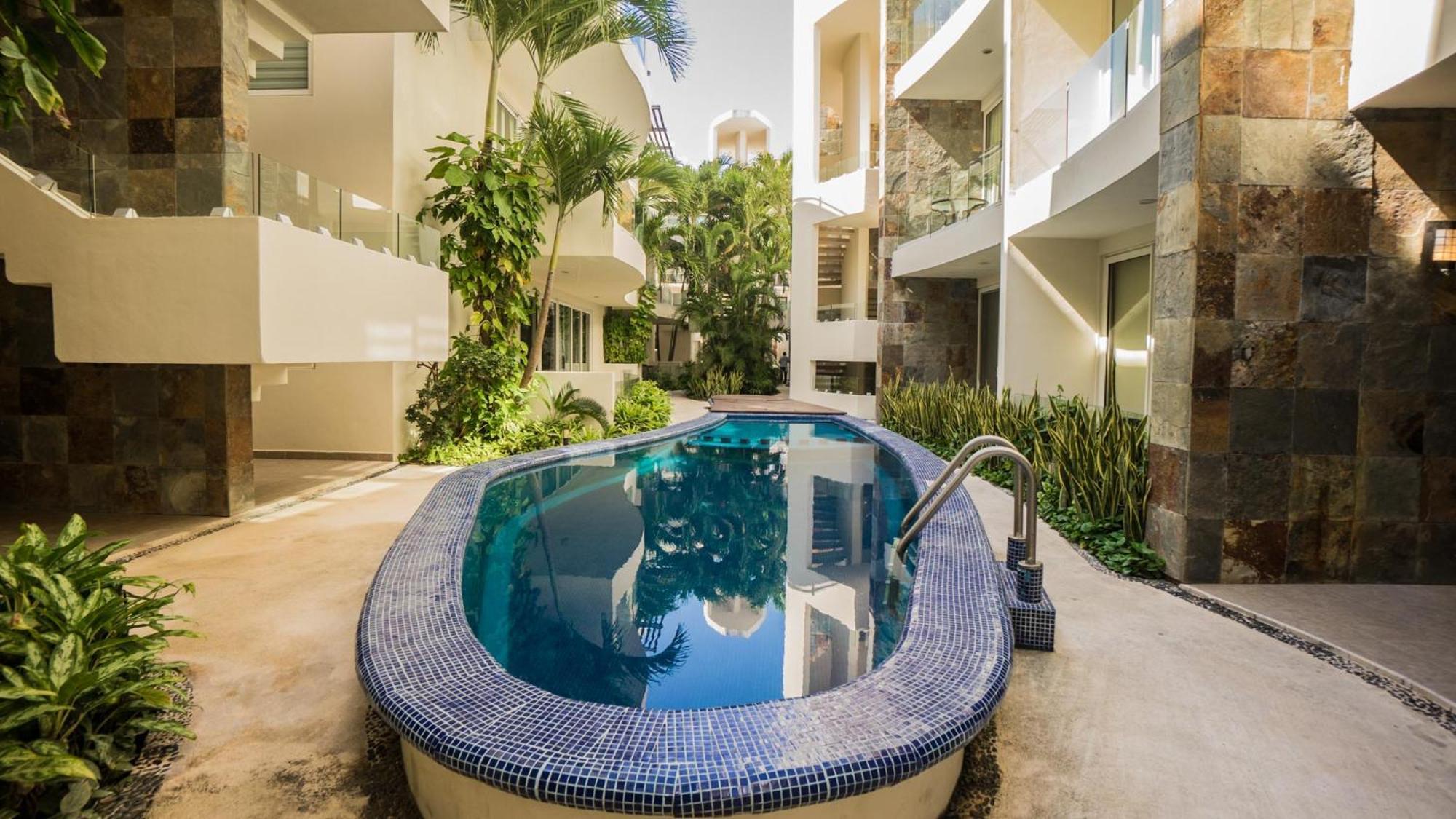 Playa Village By Bvr Playa del Carmen