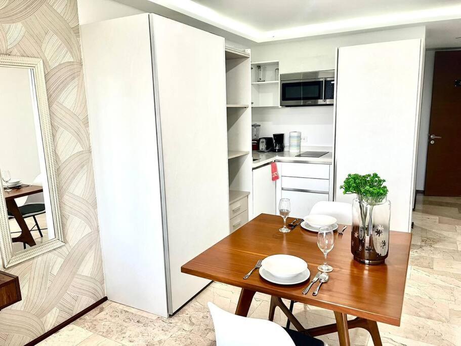 One 401 Stylish 1br Ocean View Fast Wifi Căn hộ