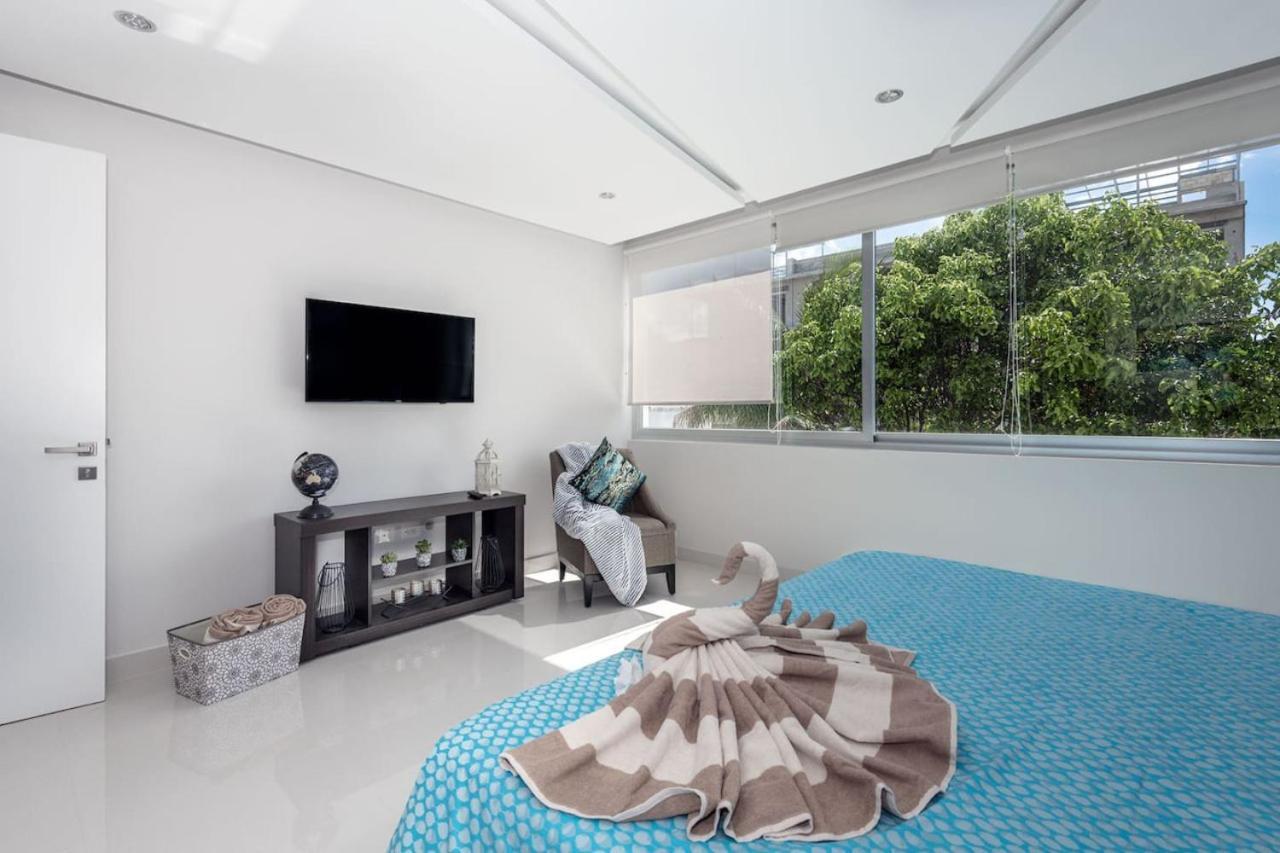 Chhavi Luxury 1 Bdrm Great Ocean View From Roof Apartment
