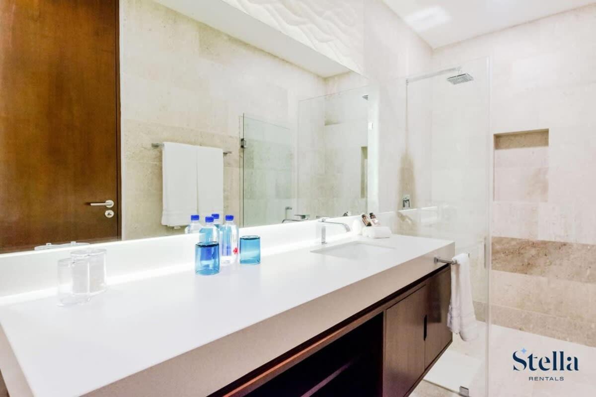 With Private Jacuzzi And Shared Ocean View Roof Pool Casa de férias *