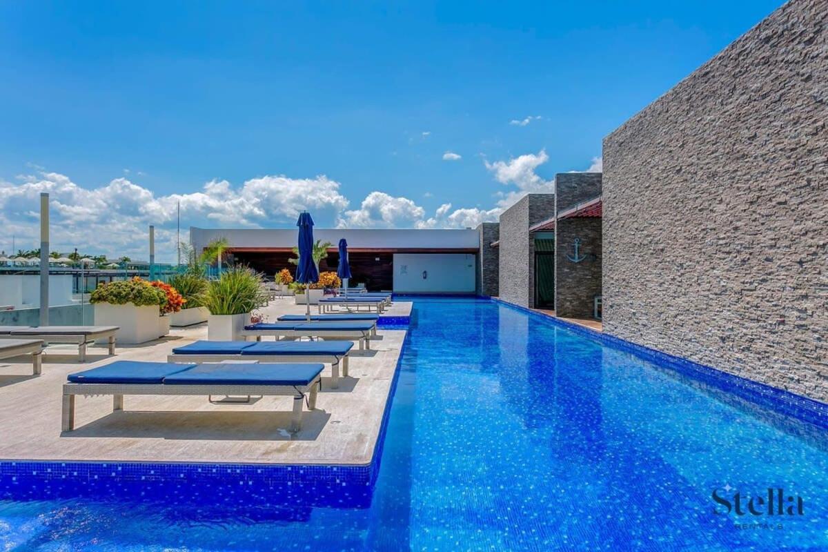 With Private Jacuzzi And Shared Ocean View Roof Pool * Playa del Carmen