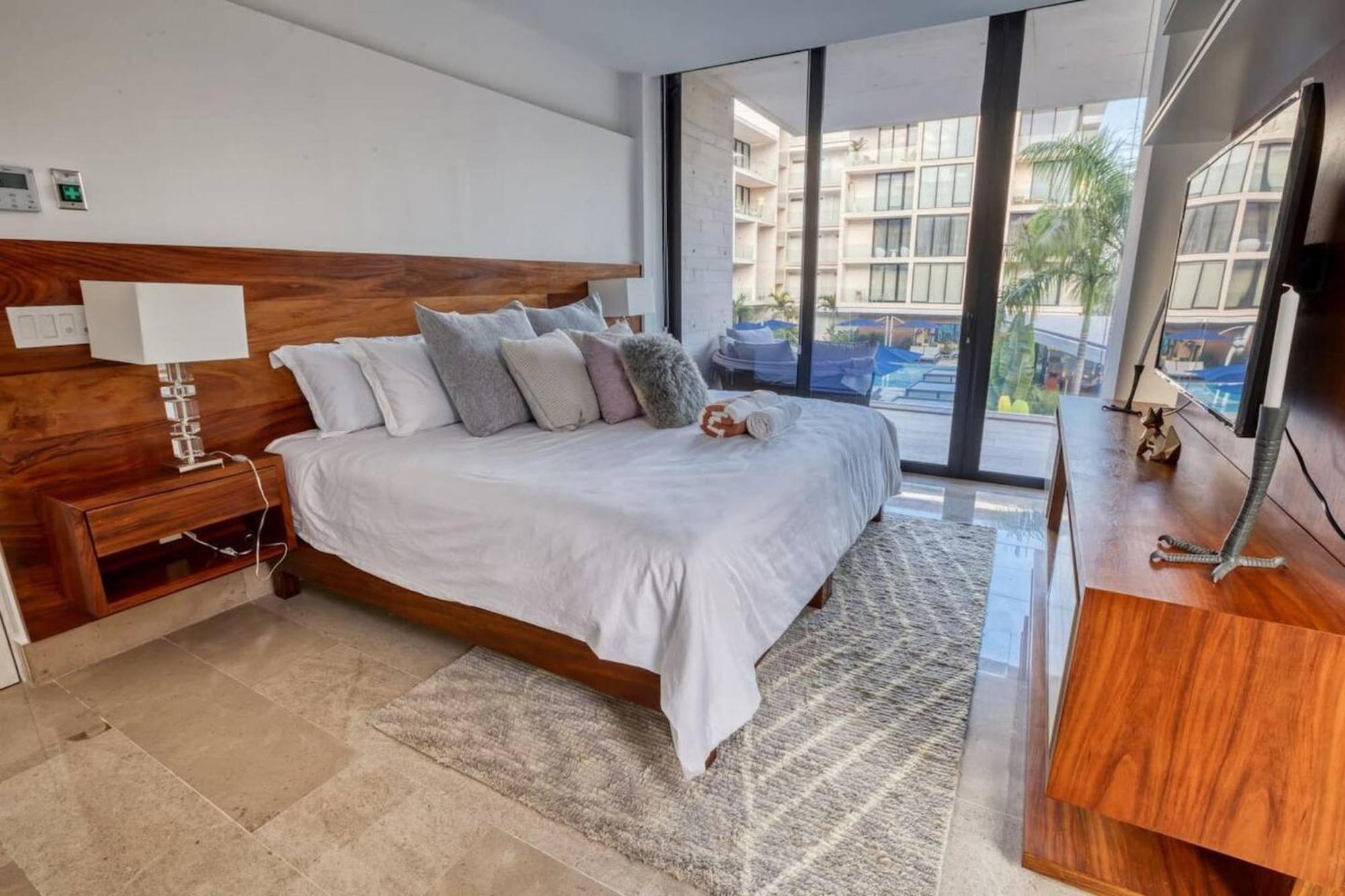 Oceana Luxury Walk To And Day Club Casa de férias *