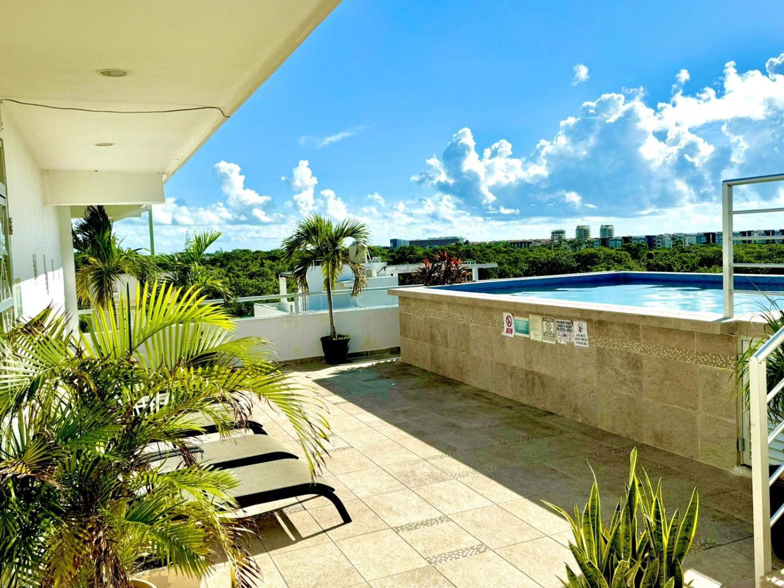 Punta Esmeralda Khách sạn 3*