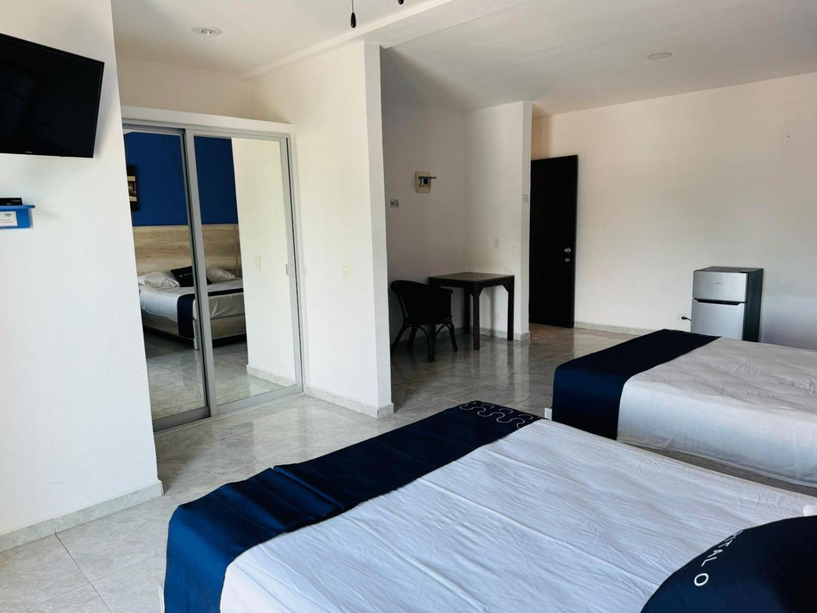 Khách sạn Punta Esmeralda