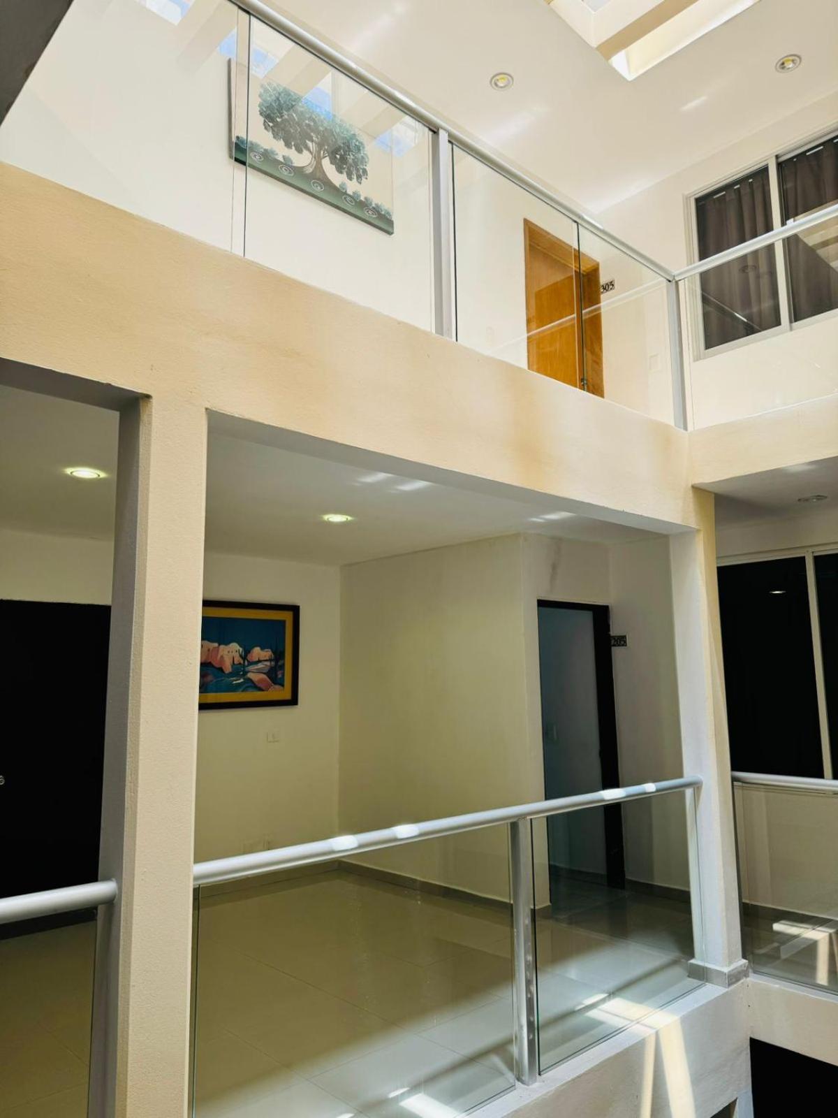 Khách sạn Punta Esmeralda