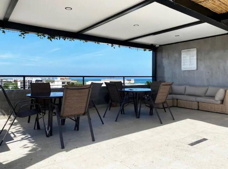 Stylish Condo, 2bdr, Steps To 5th Ave, Close To Beach! Apartment *