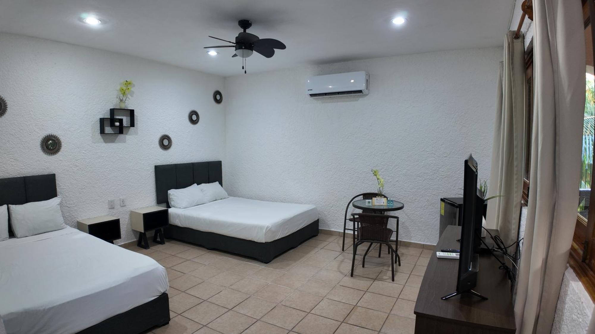 Bosque Caribe, 5th Av. Zone Playa del Carmen