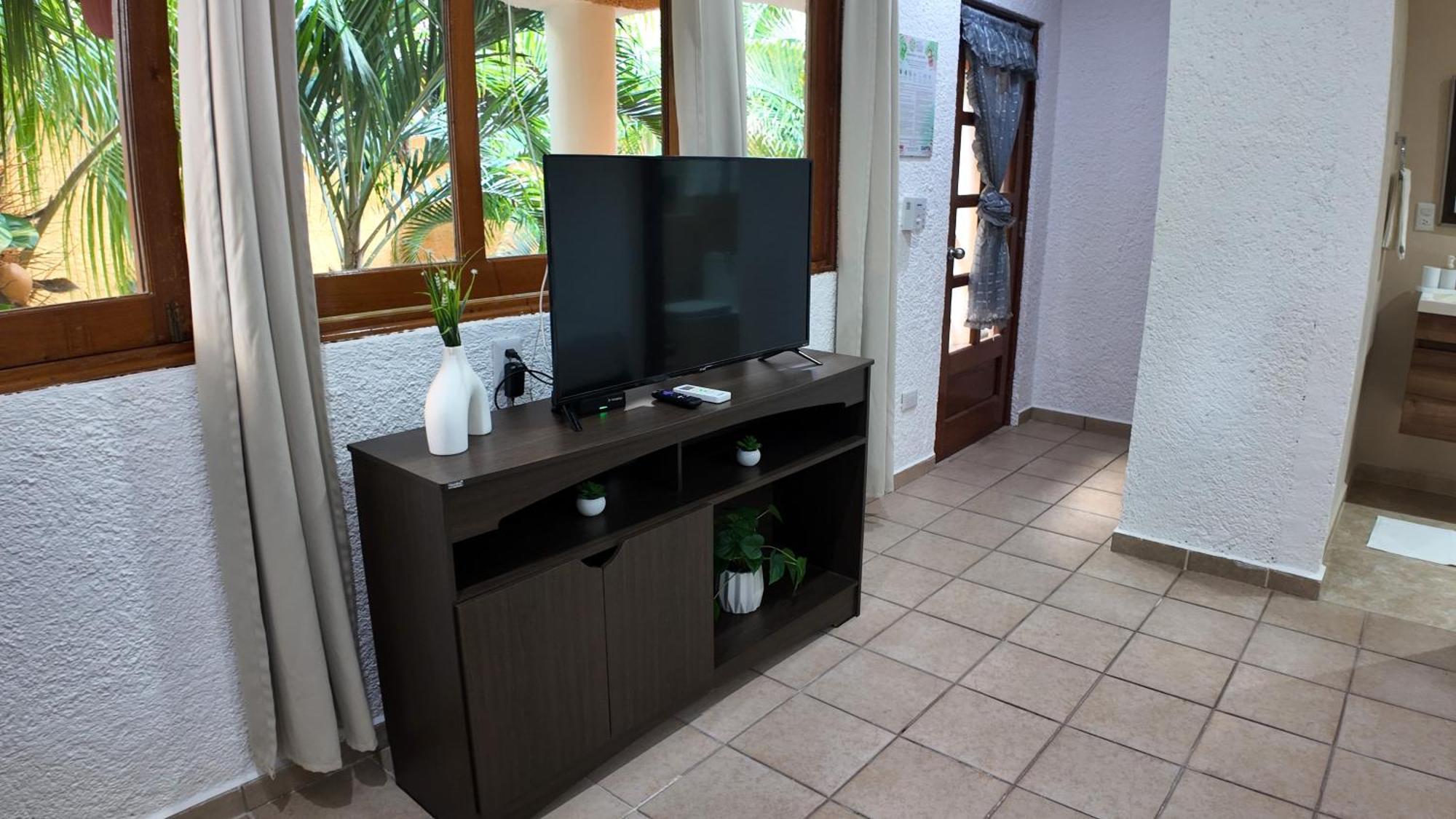 Hotel Bosque Caribe, 5th Av. Zone Playa del Carmen