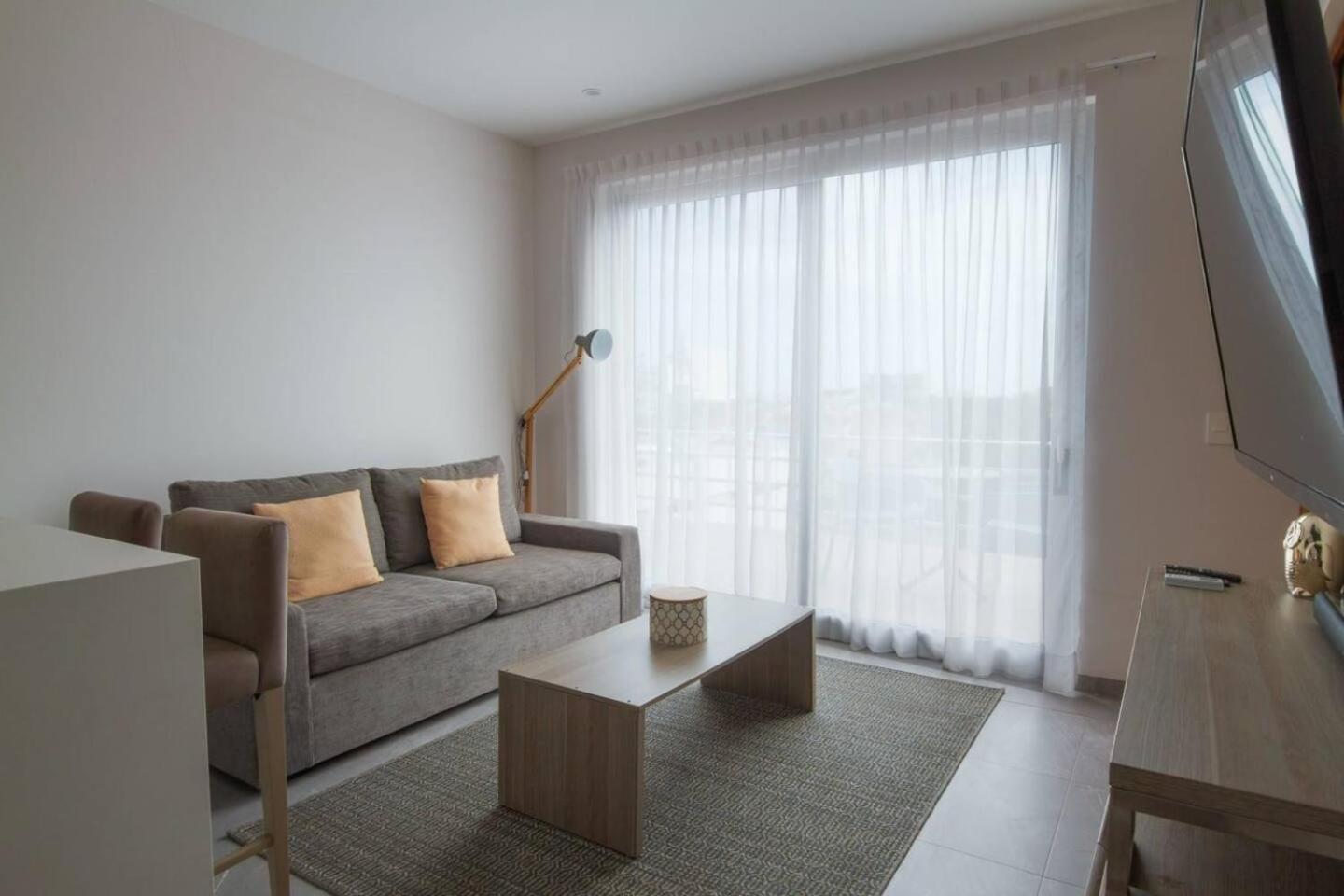 Luxury 1br Penthouse, Sauna And Private Roof Apartment *