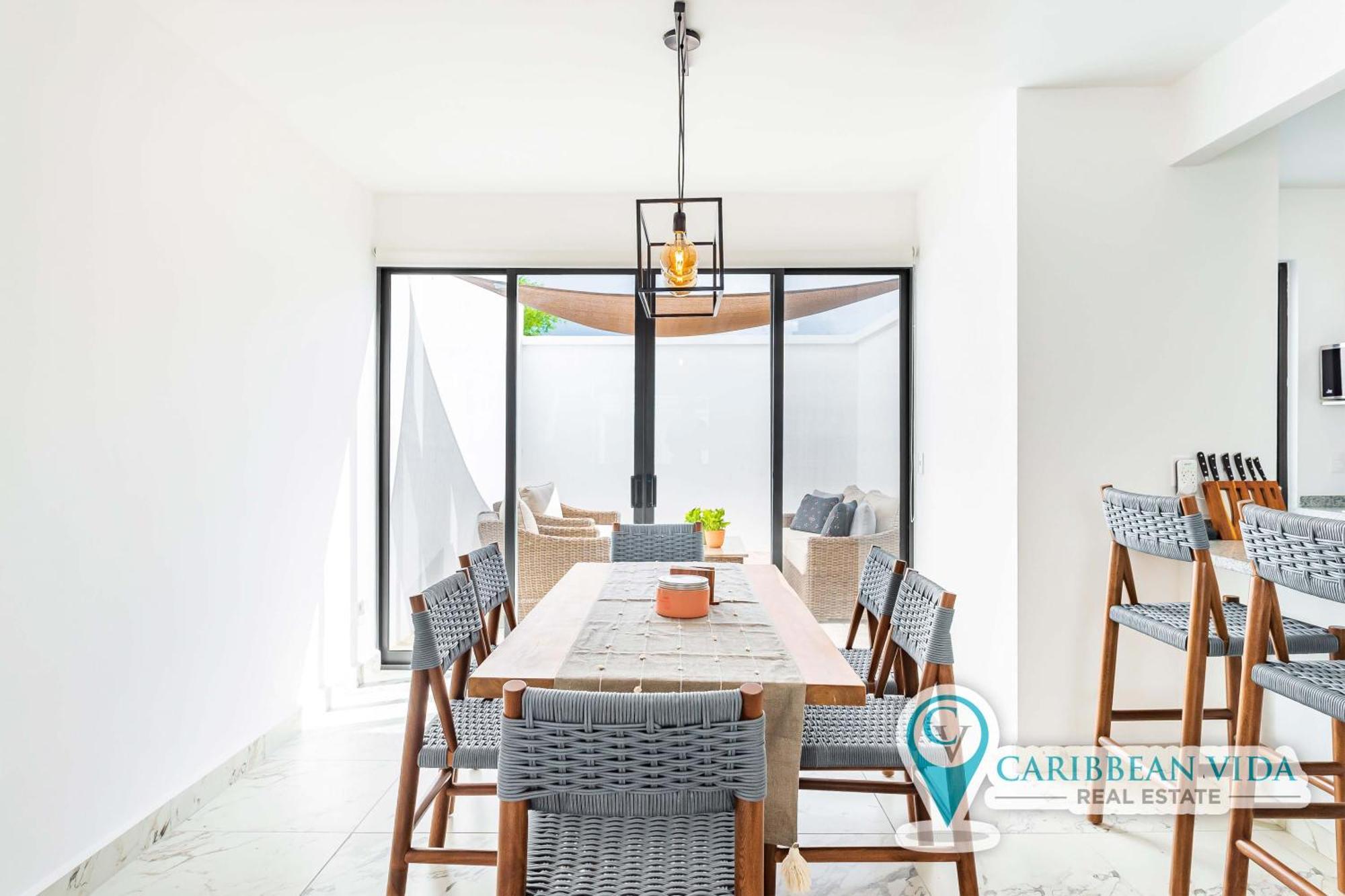 Stylish & Bright Contemporary 3bd I Pool! Ferienhaus