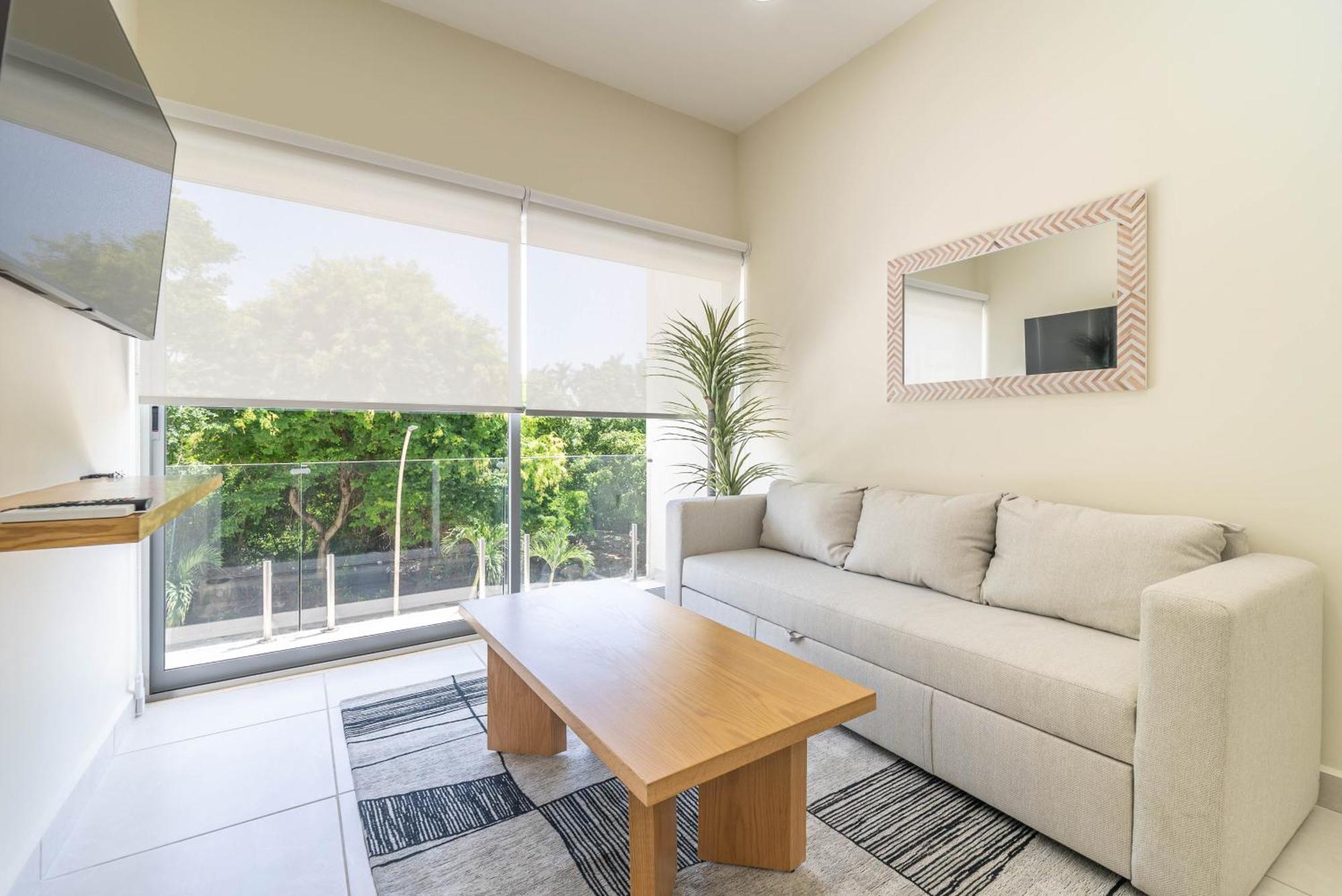 Nhà nghỉ 2 Bd With Balcony, Rooftop Pool, Hot Tub, Gym #207 Playa del Carmen