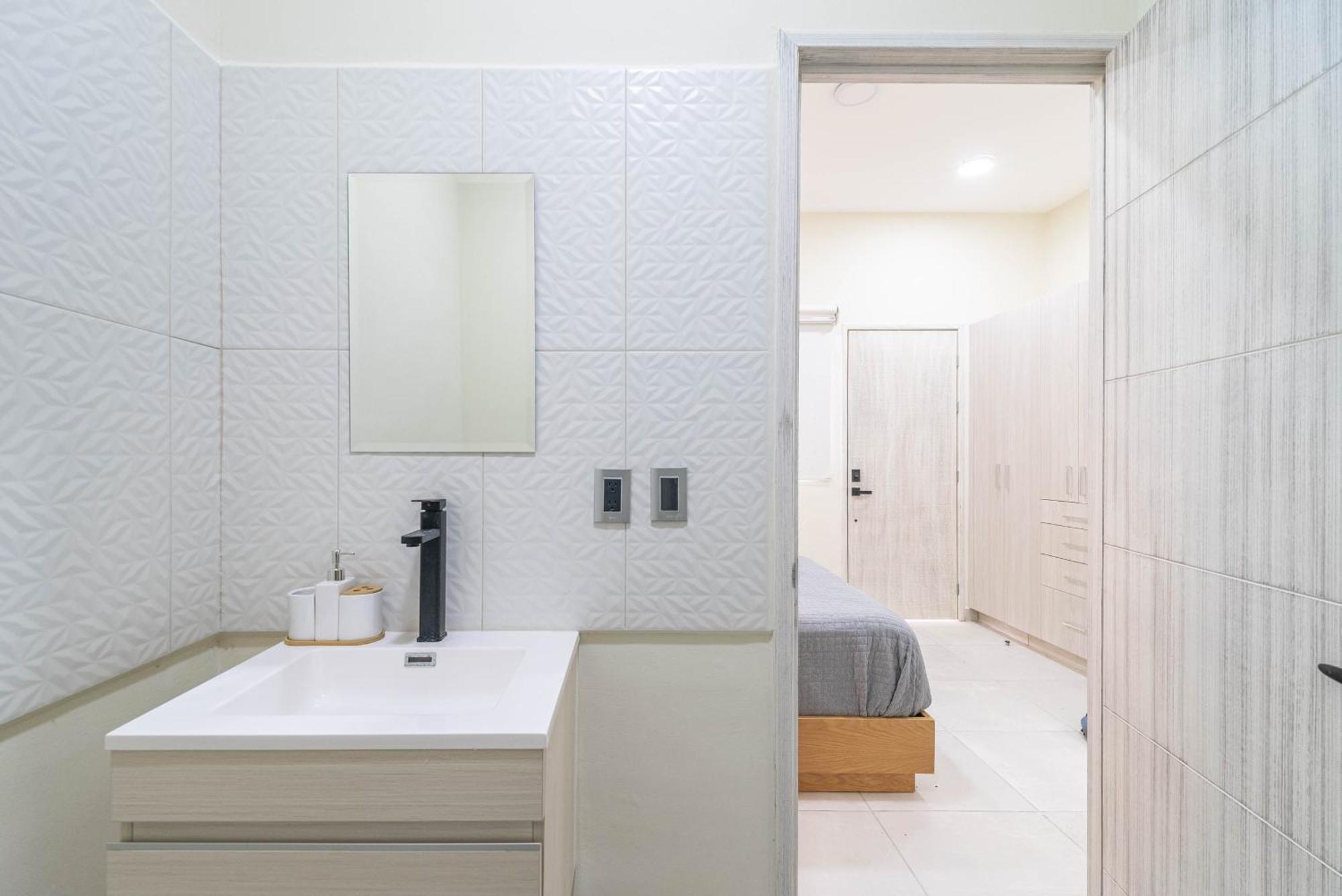 2 Bd With Balcony, Rooftop Pool, Hot Tub, Gym Nhà nghỉ Playa del Carmen