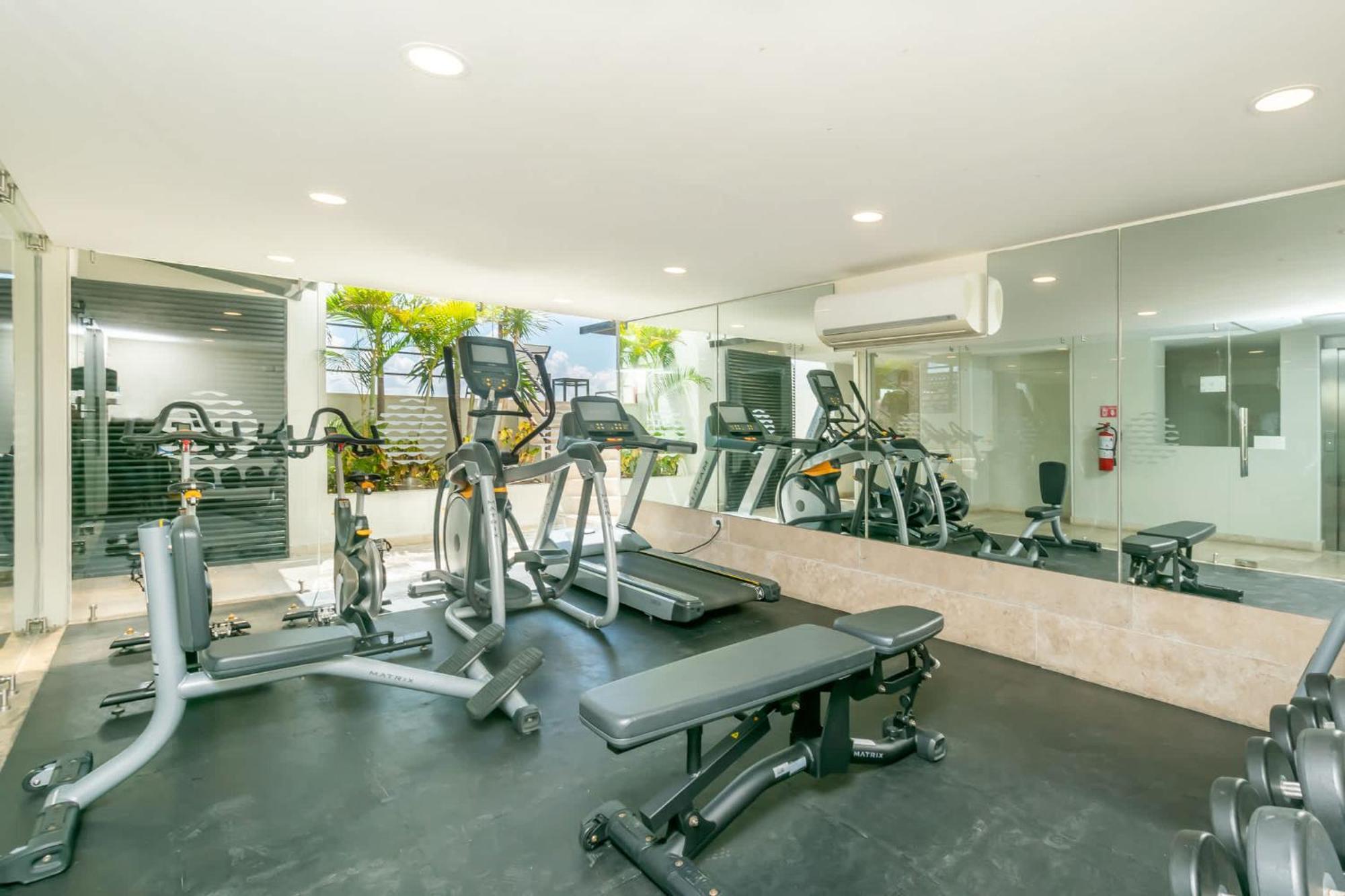 Oceanview Pool & Lounge Private Balcony Gym & Bbq