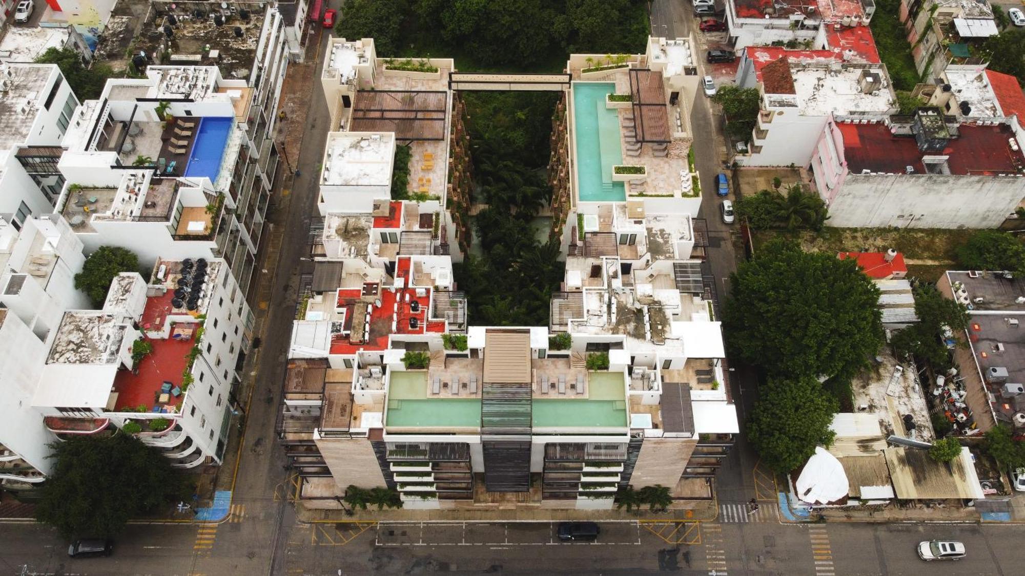 Modern 2-bedroom, 2-bath In The Heart Of Playa Del Carmen- Arenis Apartment