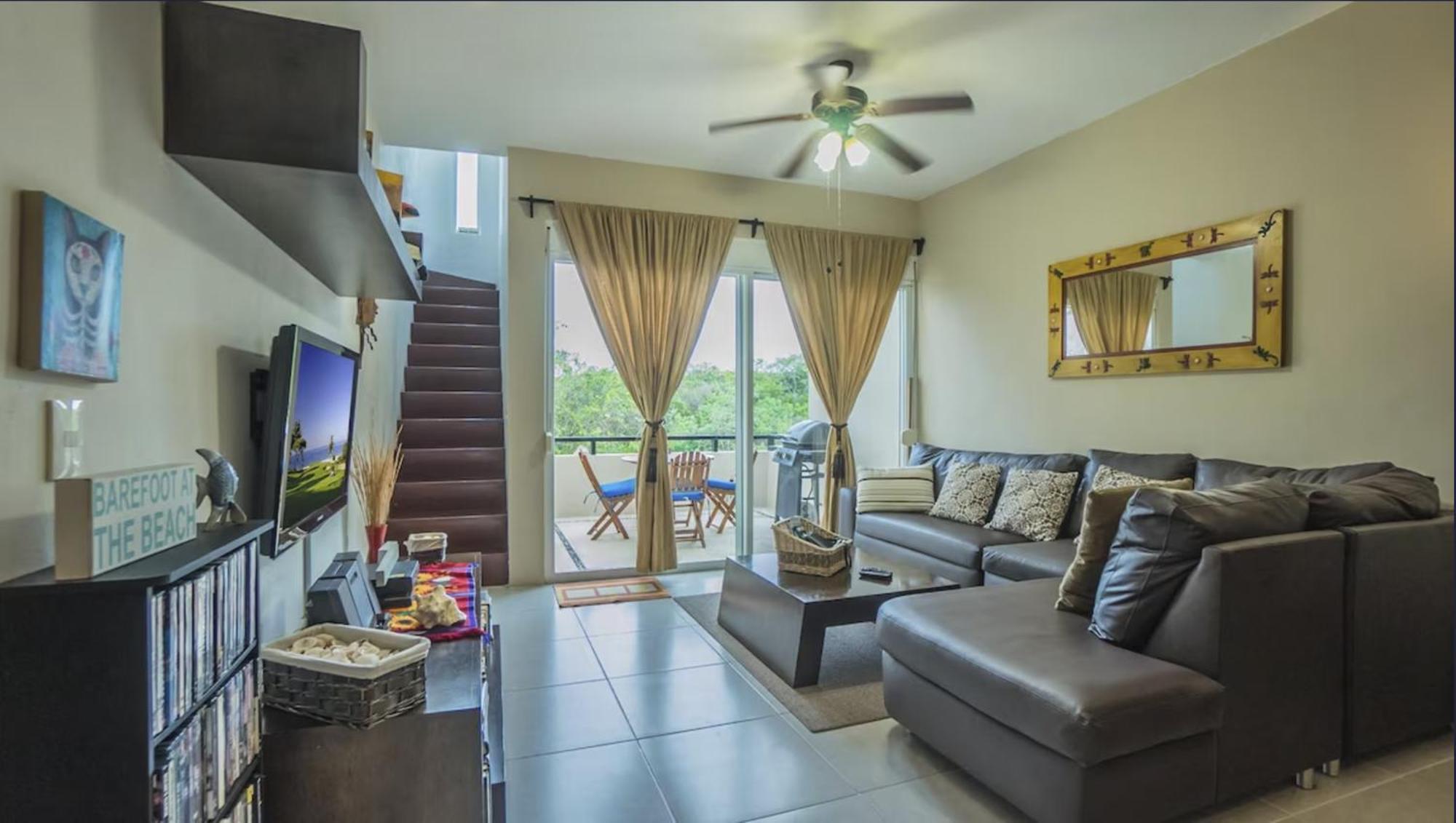 Luxury 2 Level Penthouse With 2 Bedroom - Only 3 Blocks From The - Meridian 310 Holiday home