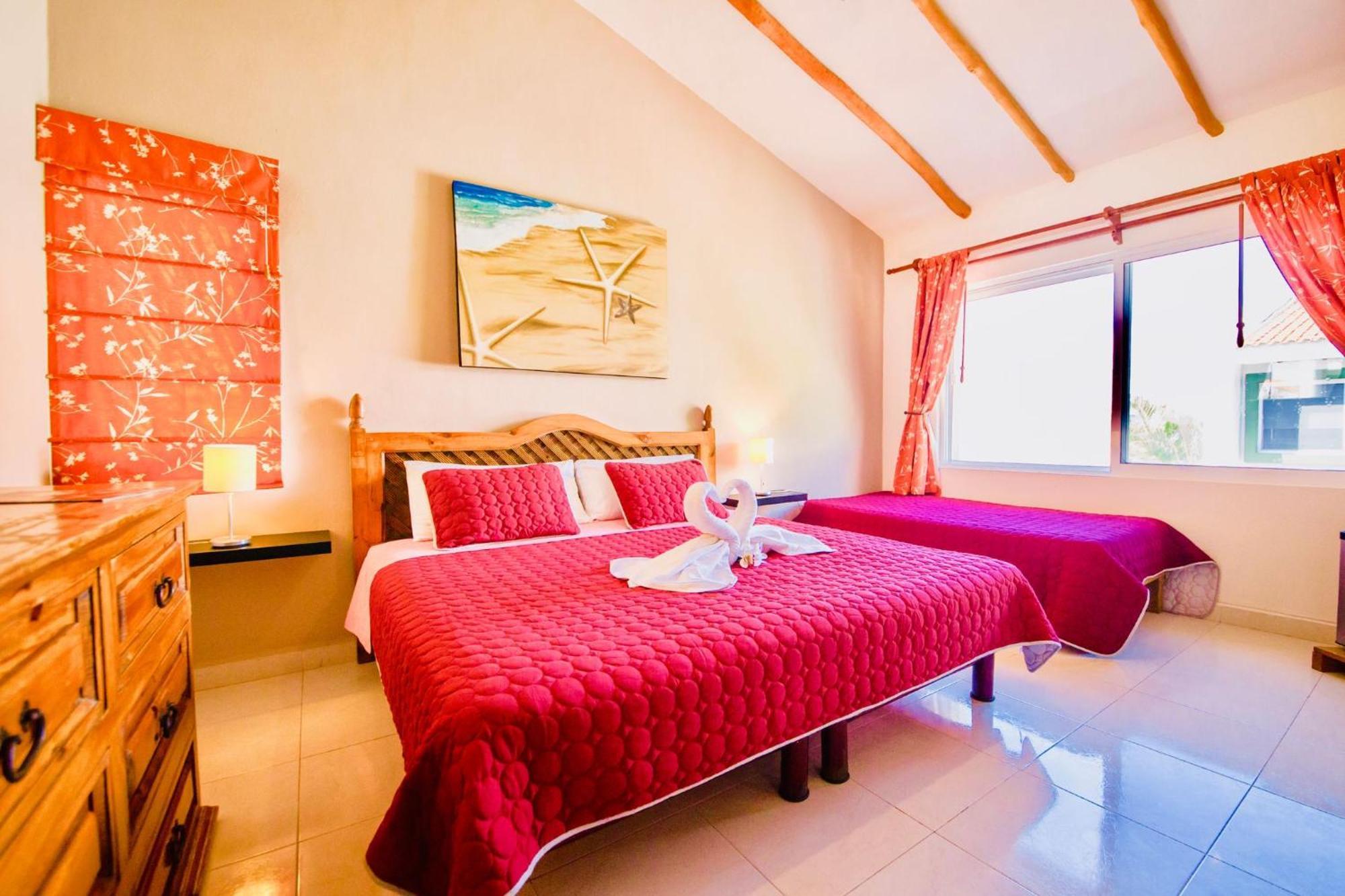 Casa de hóspedes Executive Budget With Swimming Pool Air Conditioning And Parking