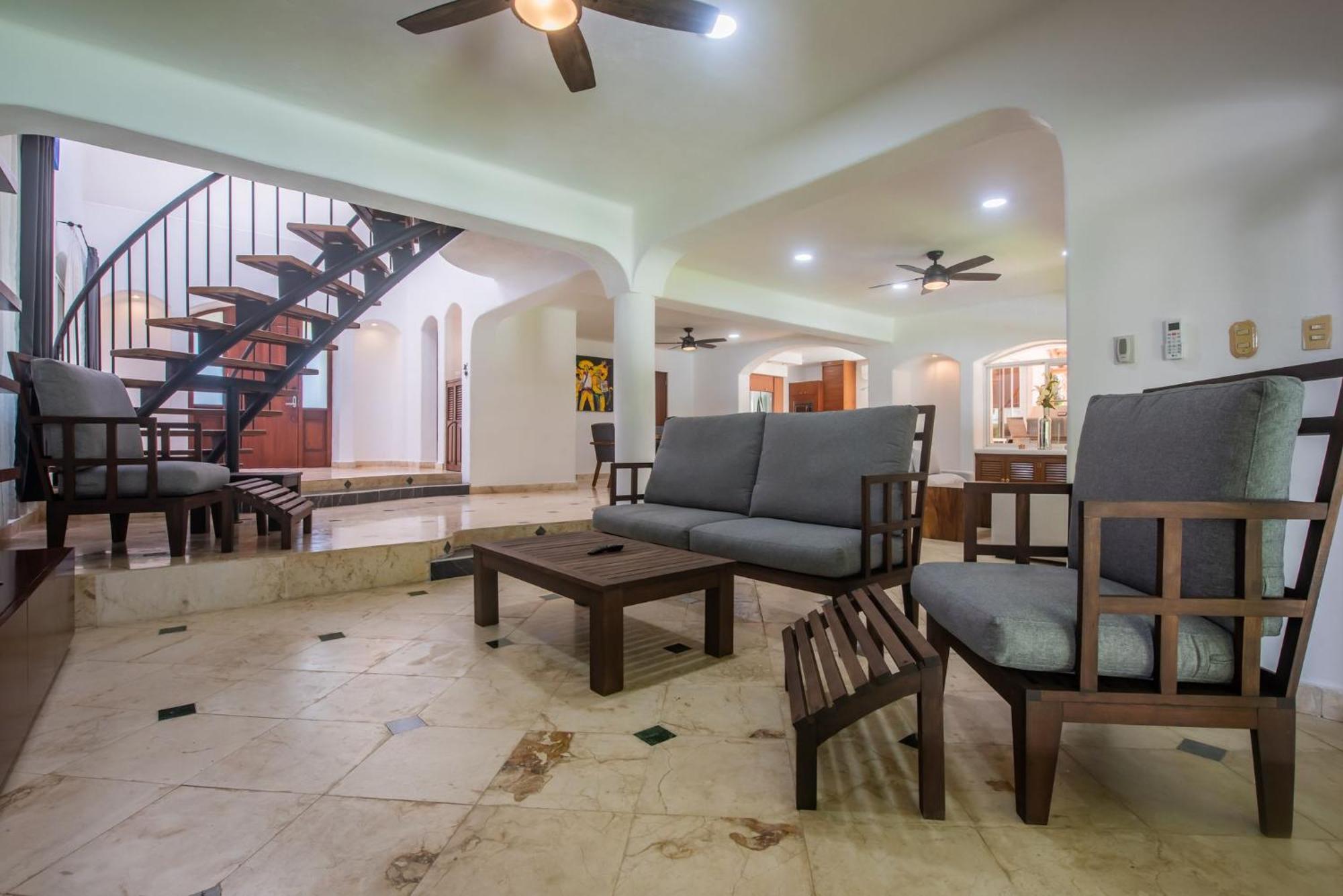 Villa Golf Beach Holiday Rental Private Pool Bbq Maid Service