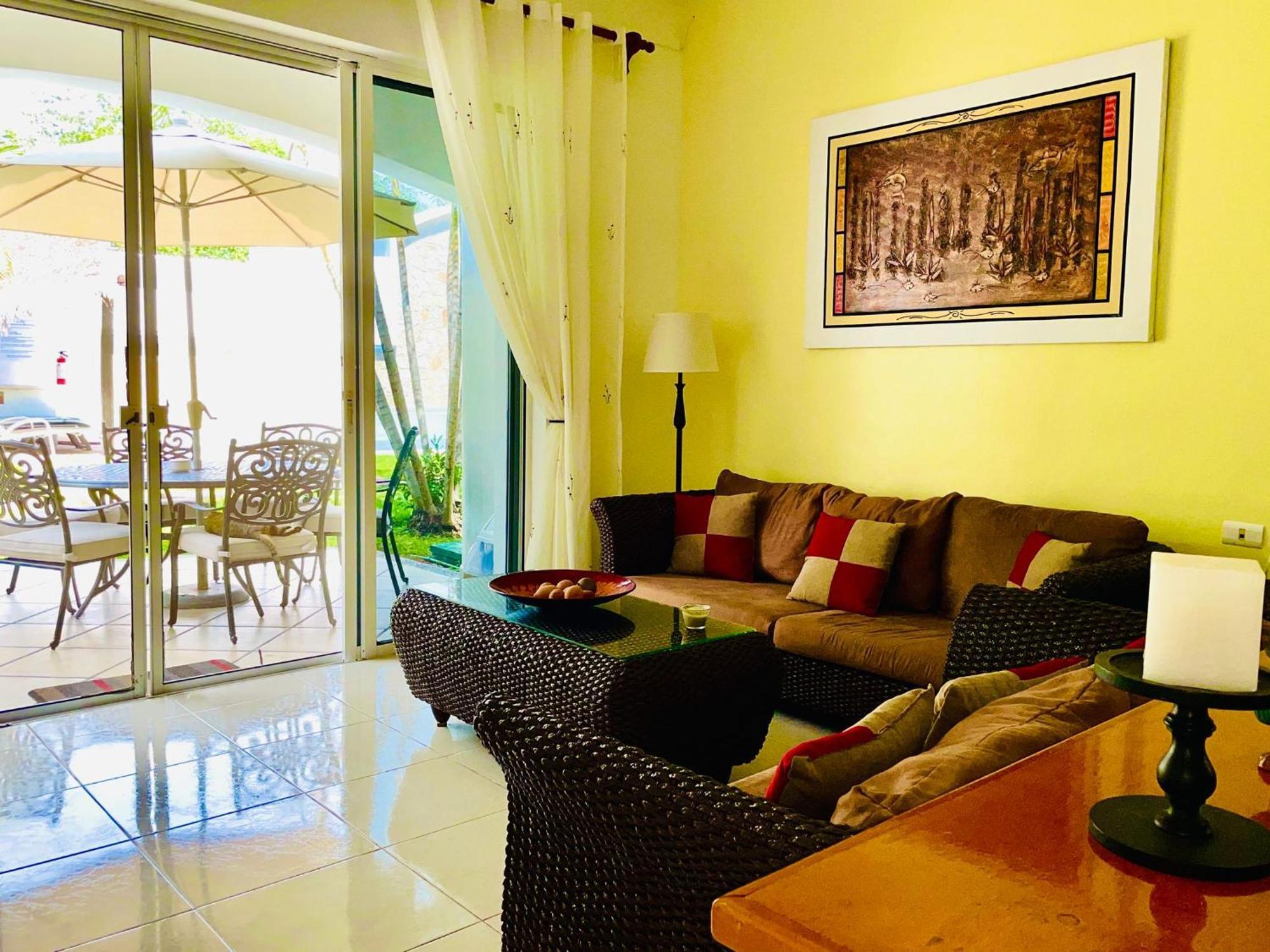 Deluxe Jacuzzi Balcony With Swimming Pool Air Conditioning And Parking Pensión Playa del Carmen