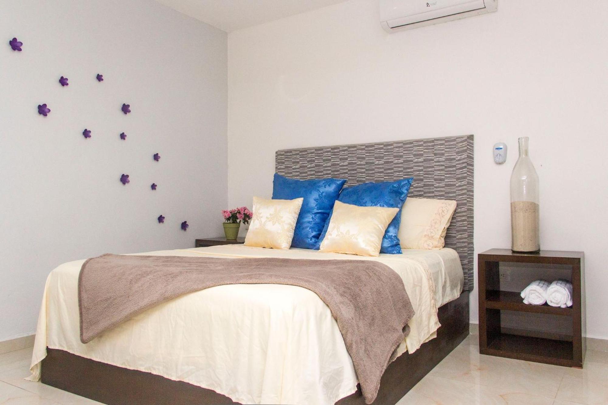 Condohotel 5th Avenue Superior 1 3* Playa del Carmen