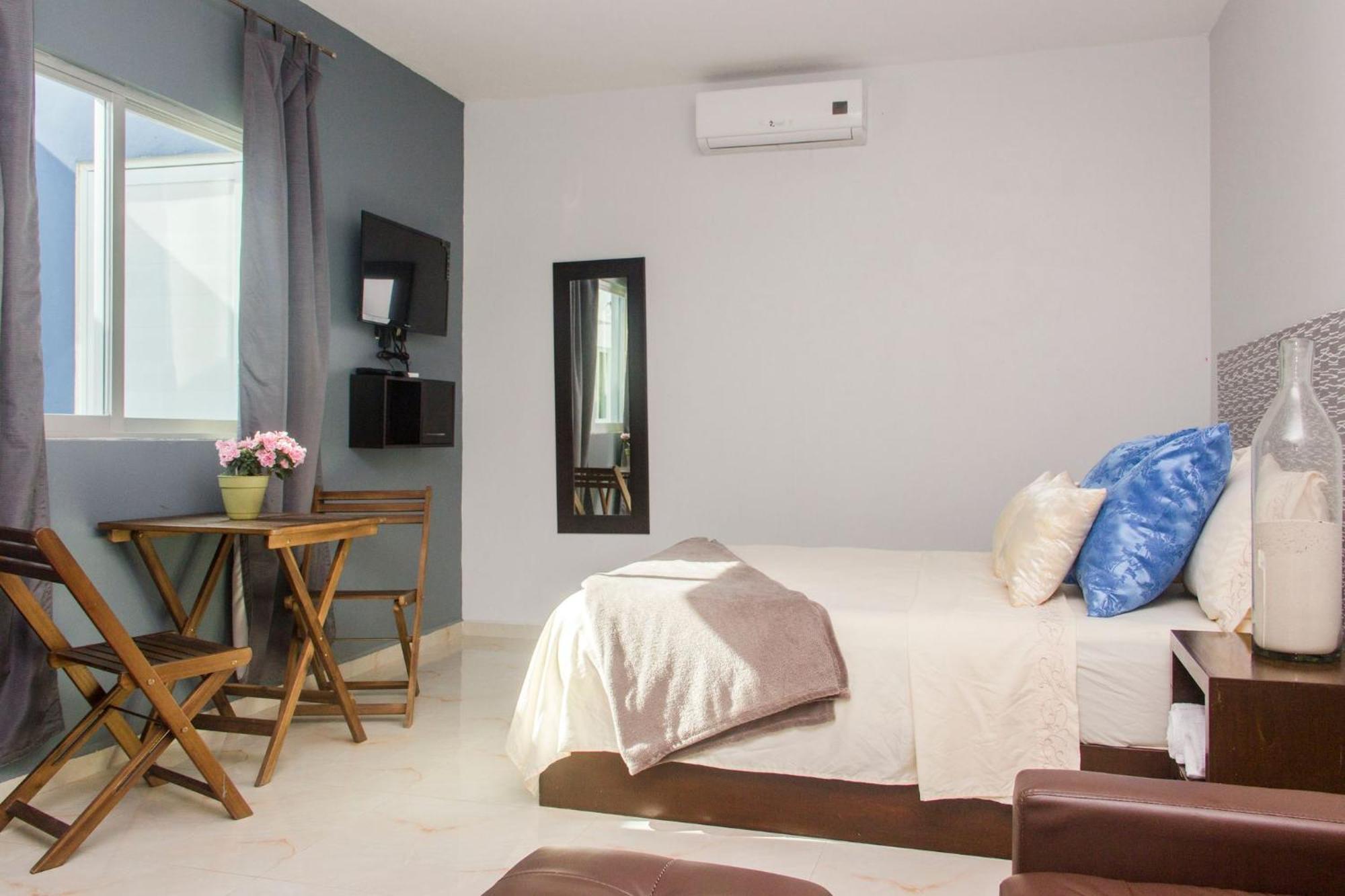 Pensión Condohotel 5th Avenue Superior 1 Playa del Carmen