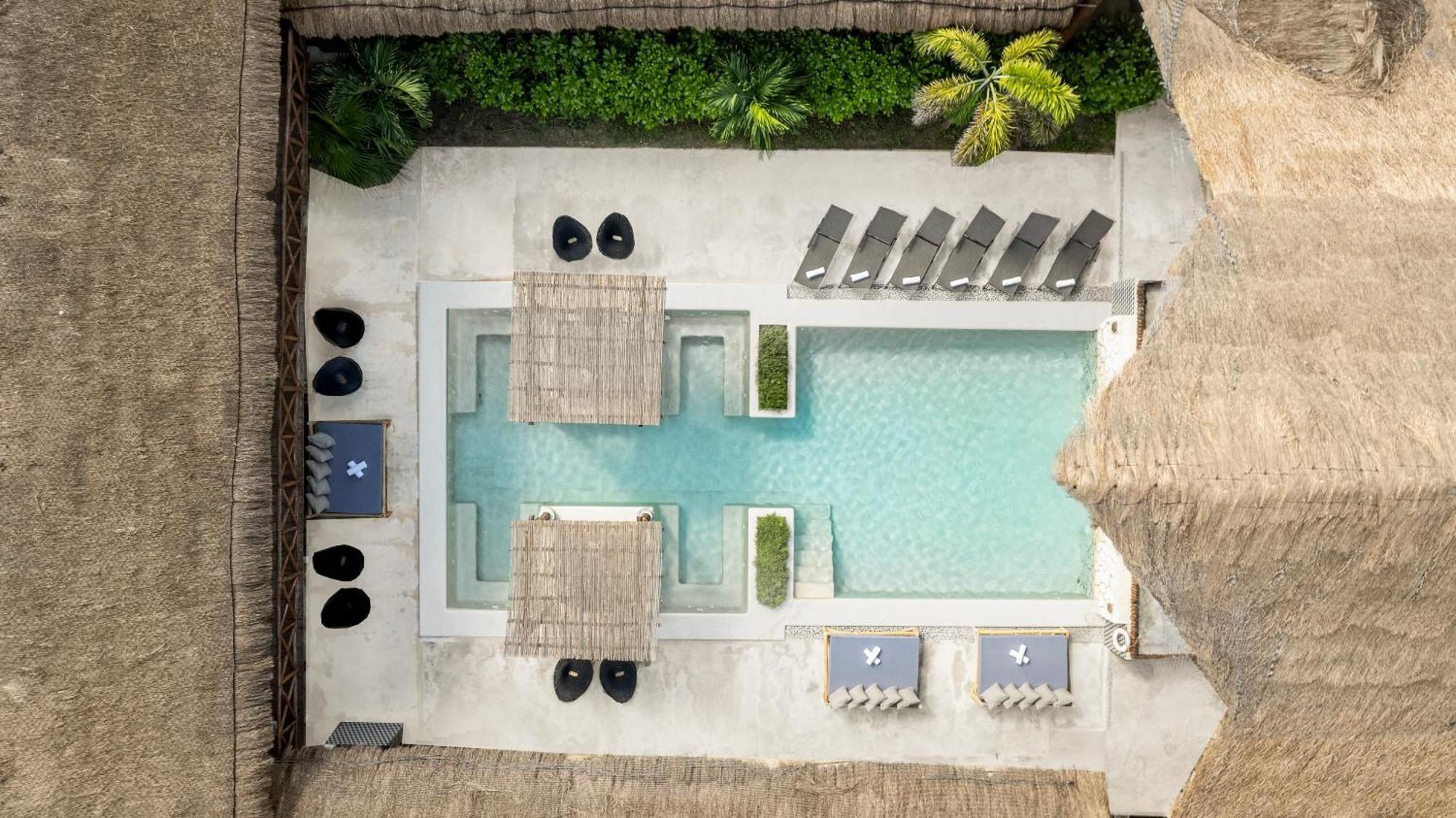 By Kinta * Playa del Carmen