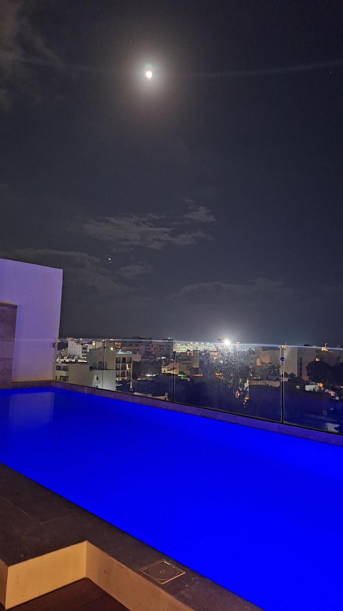 - Playaquerida Aparthotel