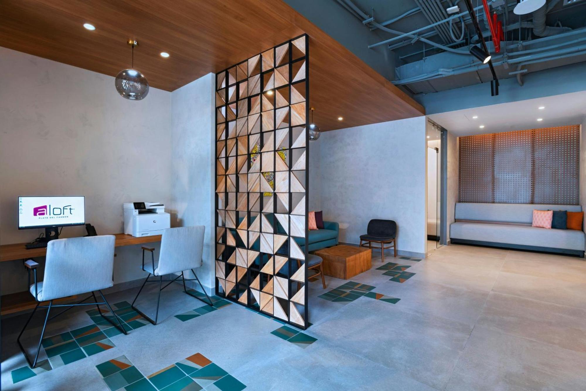 Aloft Playa del Carmen