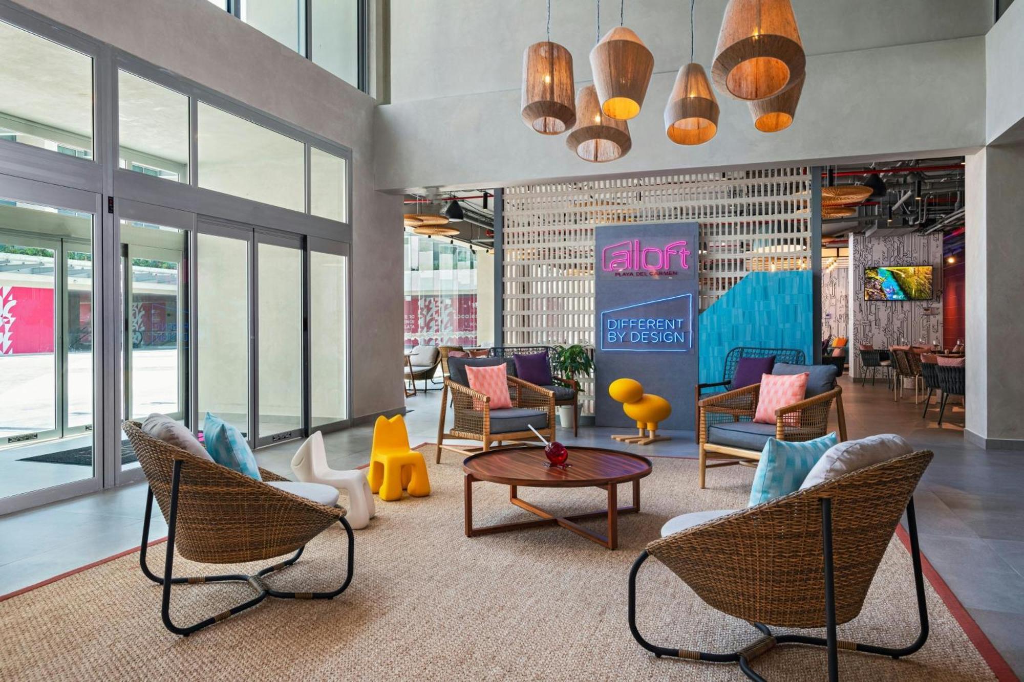 Hotel Aloft 5*