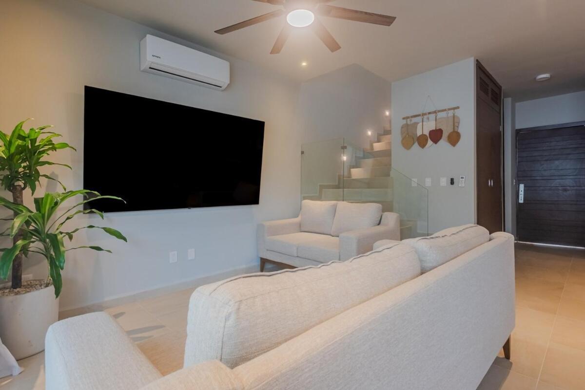 Casa de férias New House In Selvanova Coto 10, Playa del Carmen