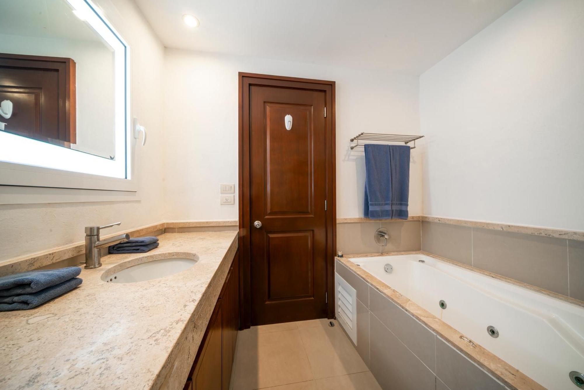 Holiday home Luxury 1 Bedroom With Pool And Fitness Center - Kaan 304