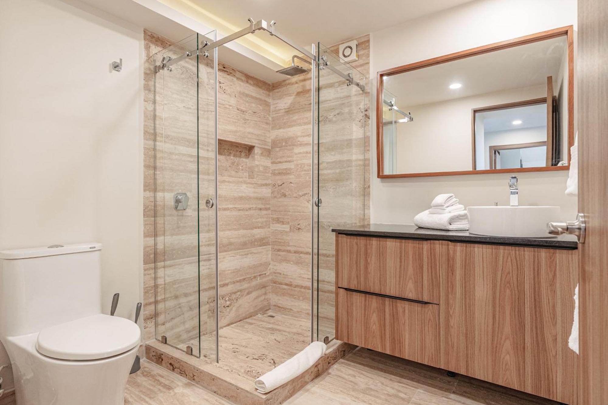 Lush Escape At Awa Playacar Apartment