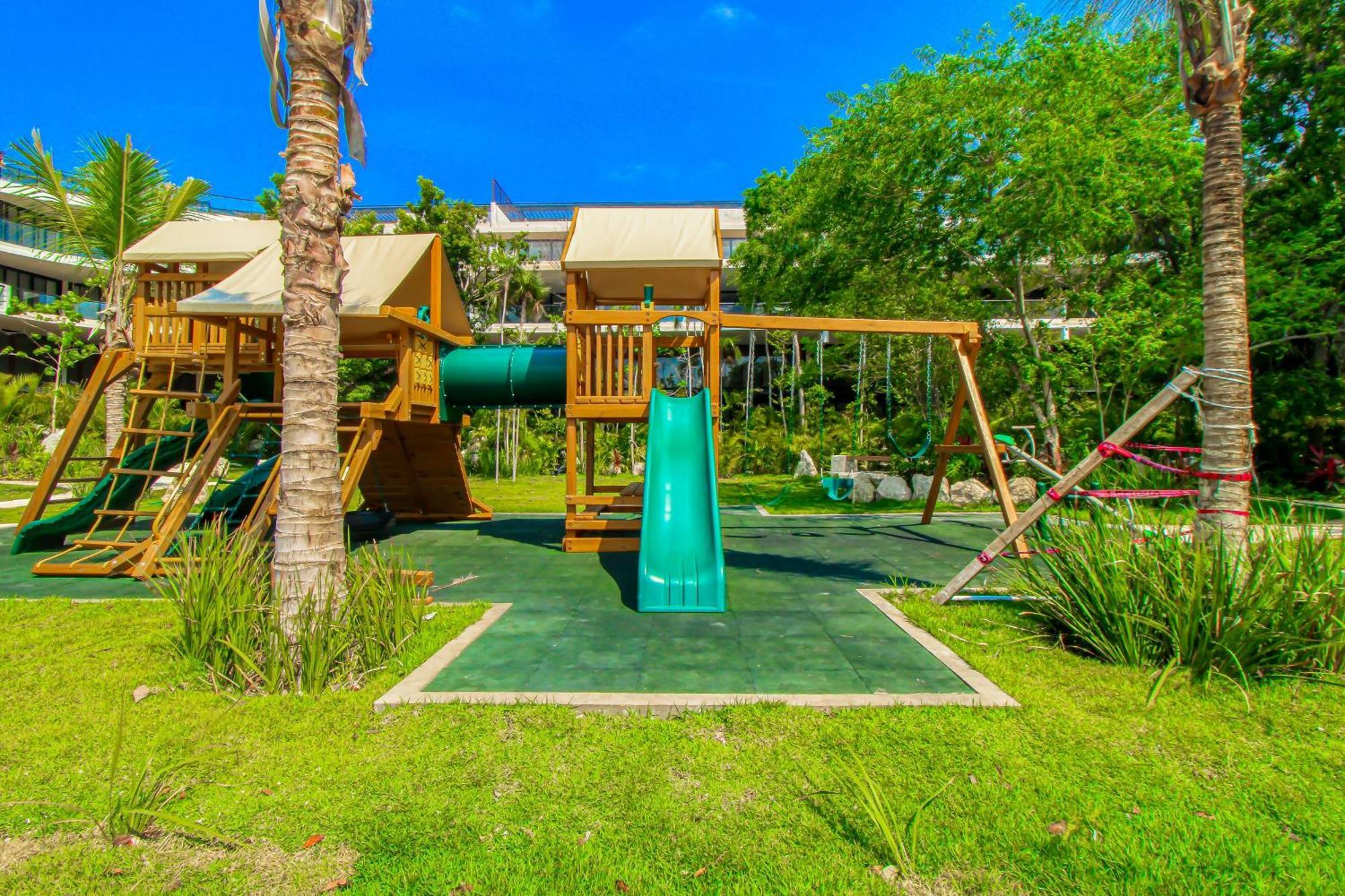 Apartment Lush Escape At Awa Playacar