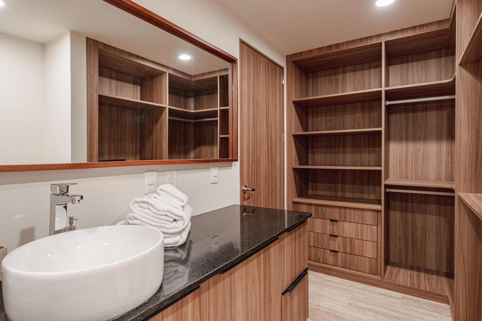 Lush Escape At Awa Playacar Apartment *