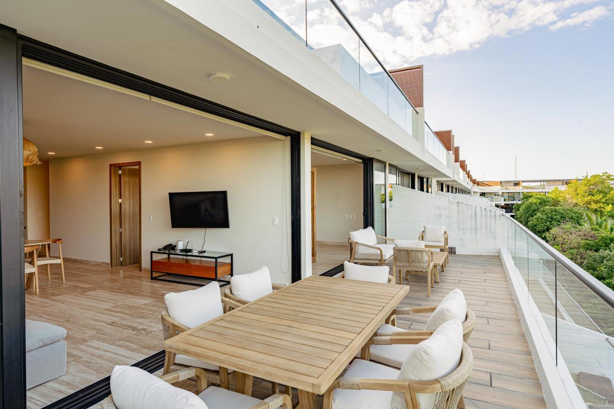 Lush Escape At Awa Playacar Apartment *